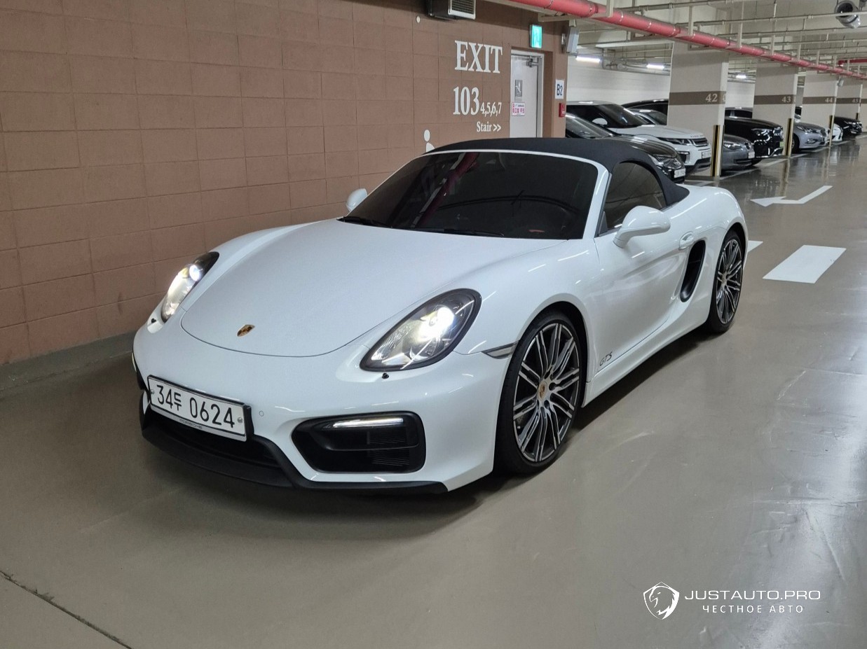 Автомобиль Porsche Boxster