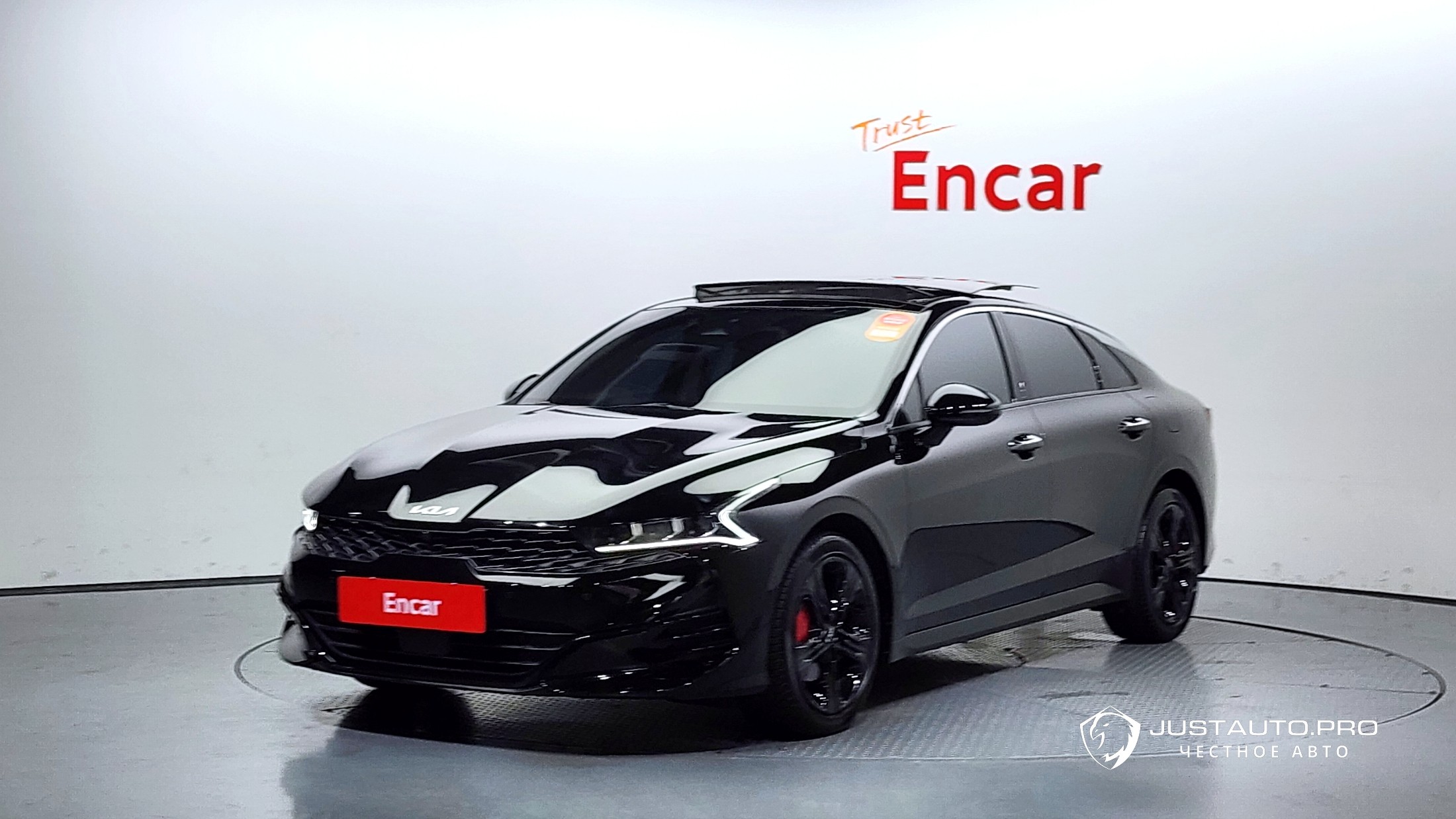 Автомобиль Kia K5