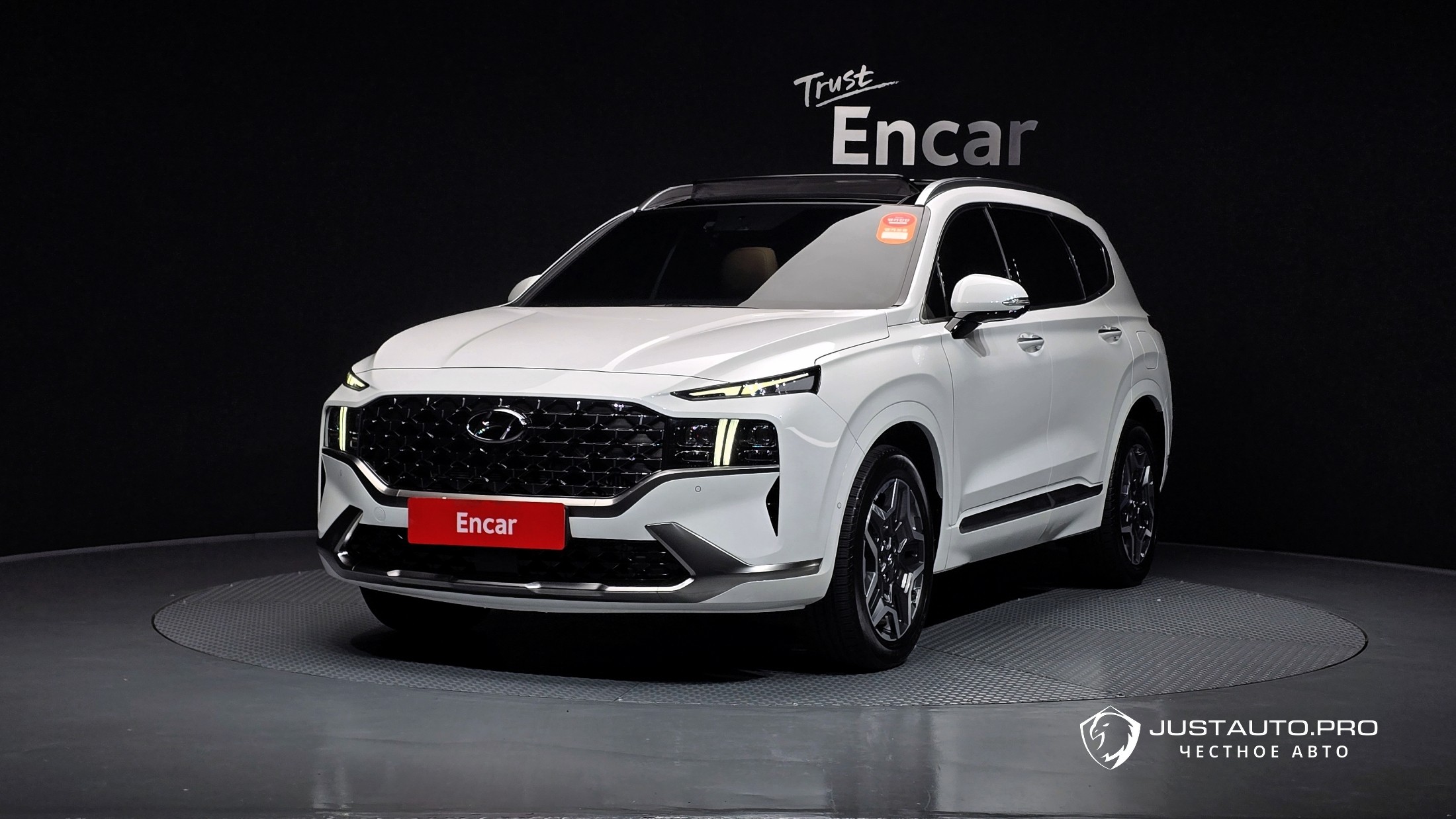 Автомобиль Hyundai Santafe