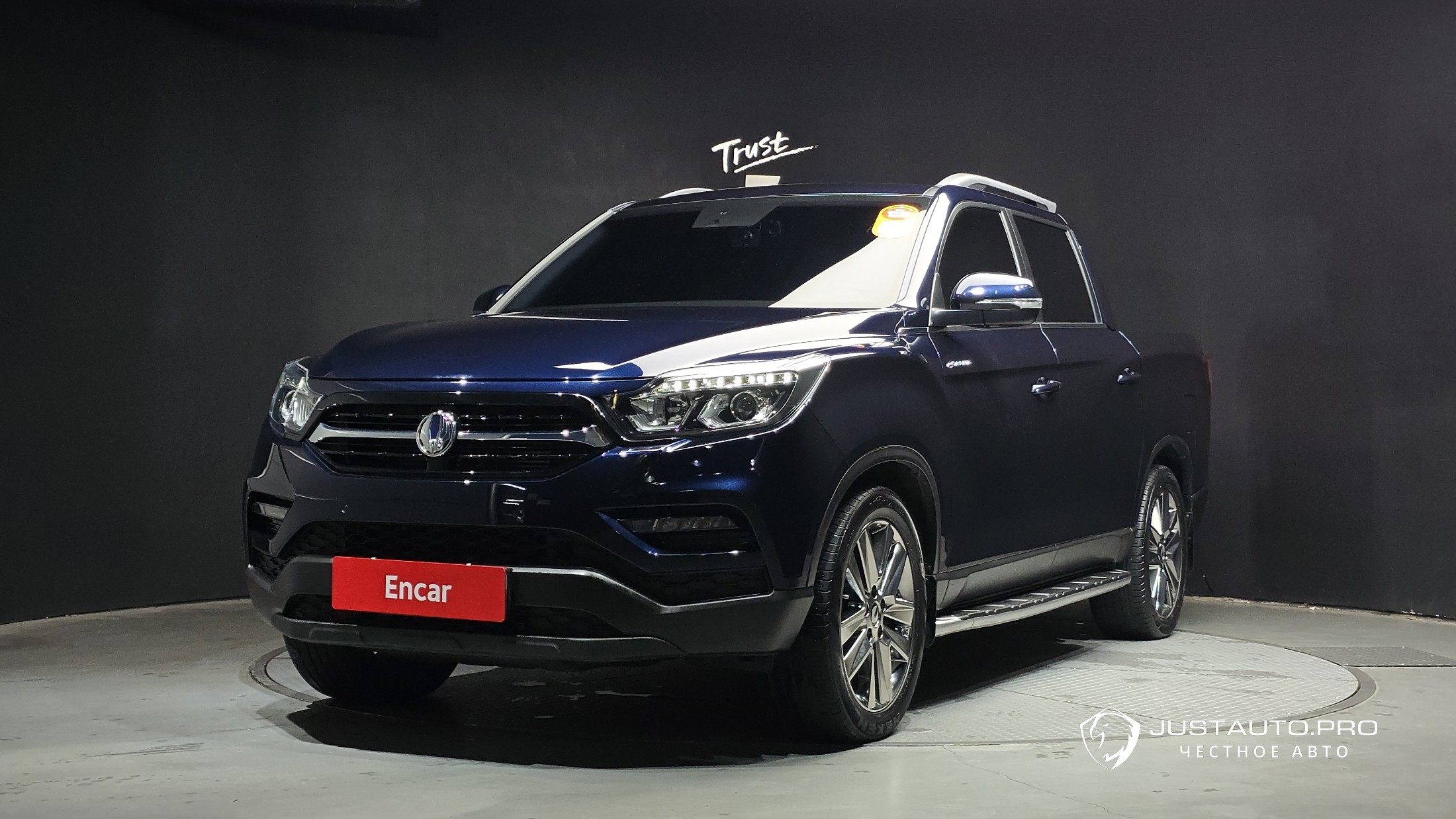 Автомобиль KG_Mobility_Ssangyong Rexton
