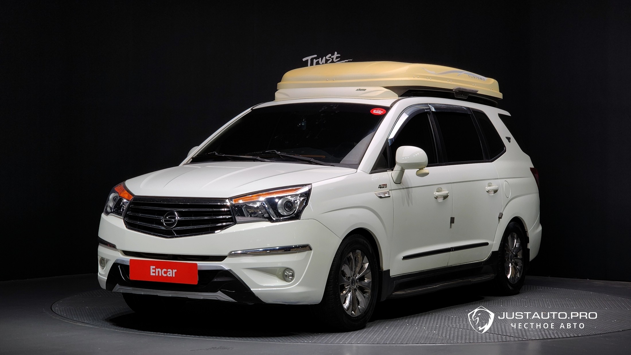 Автомобиль KG_Mobility_Ssangyong KORANDO