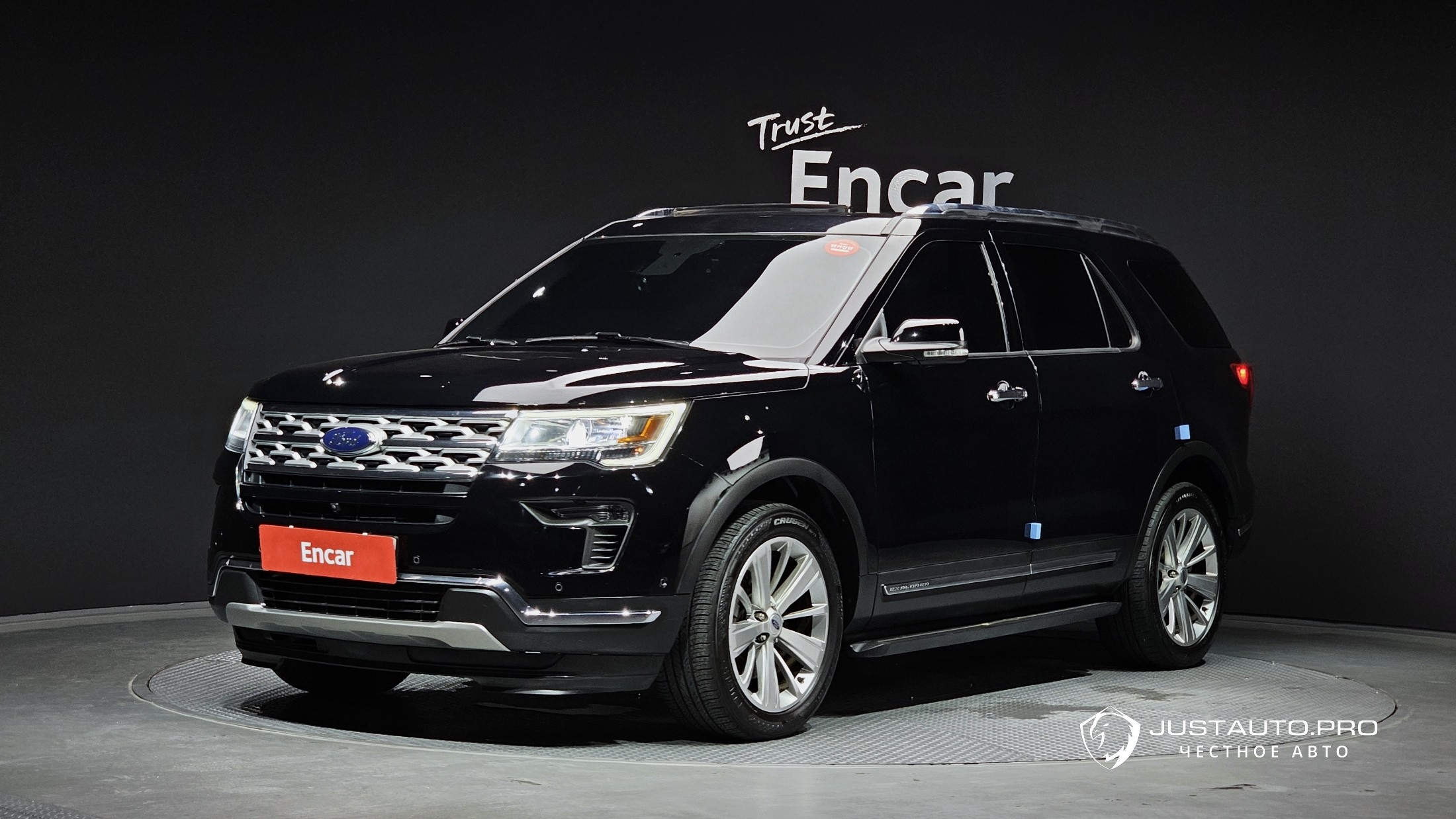 Автомобиль Ford Explorer