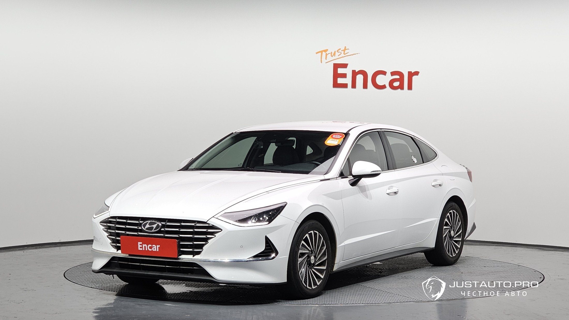 Автомобиль Hyundai Sonata