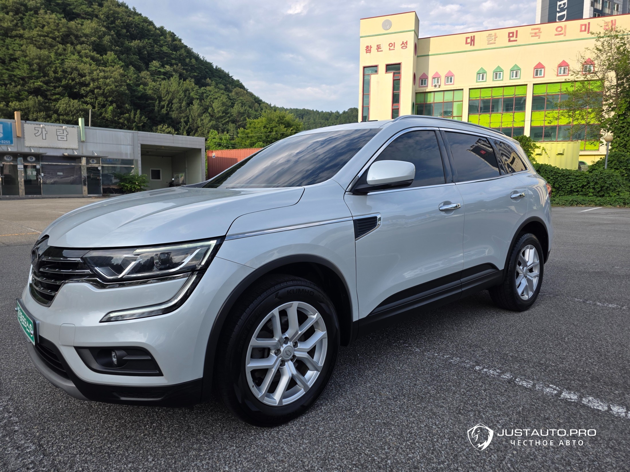 Автомобиль Renault-KoreaSamsung QM6