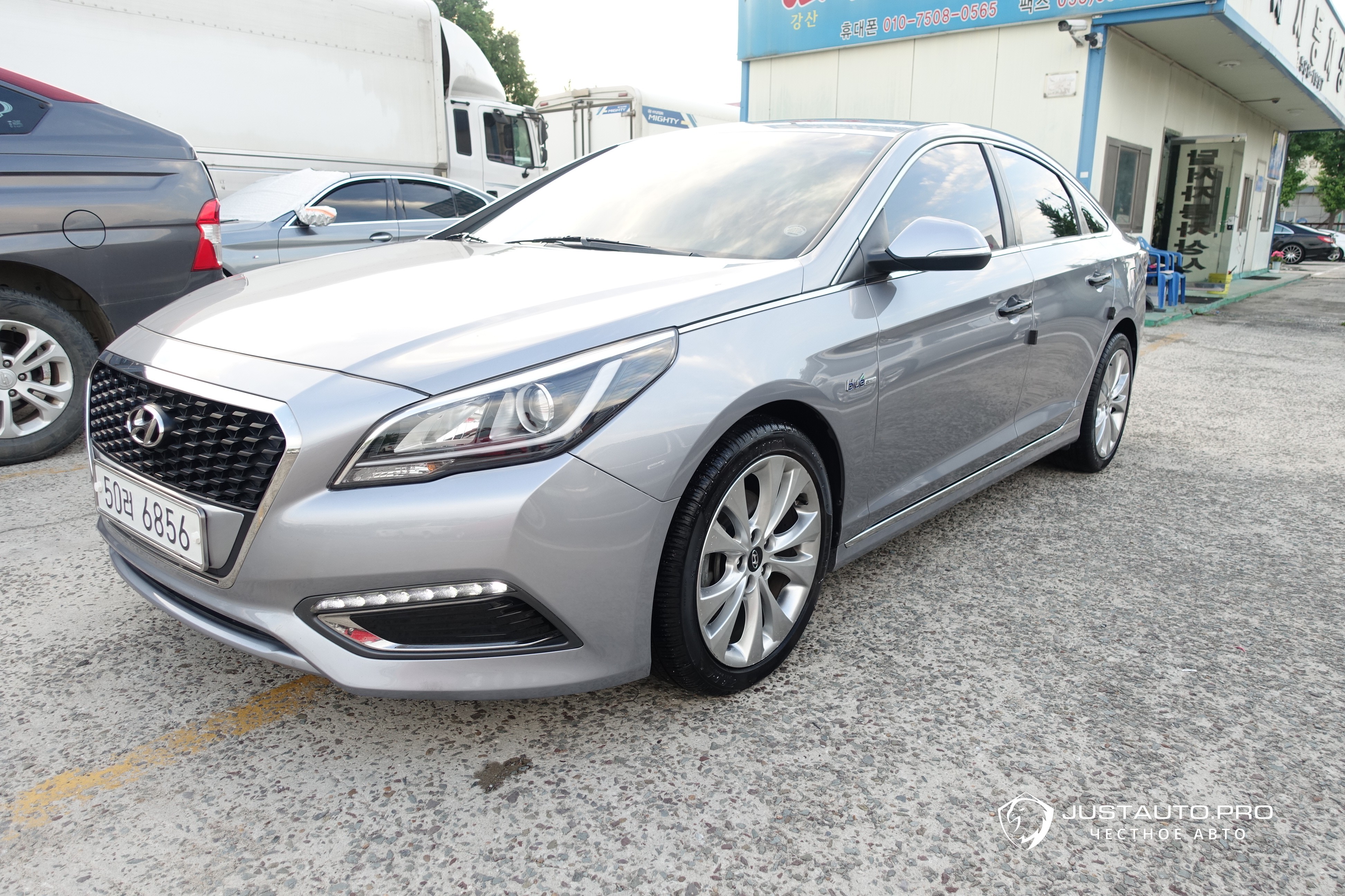 Автомобиль Hyundai Sonata