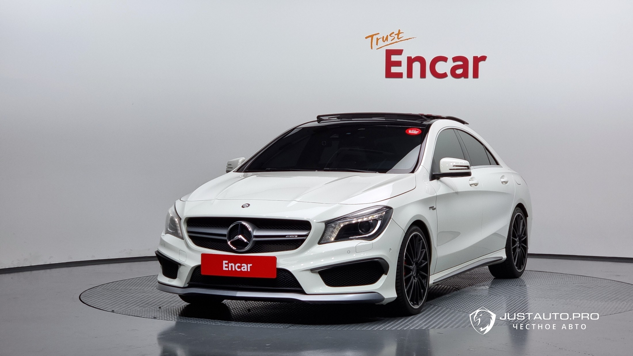 Автомобиль Mercedes-Benz CLA-Class