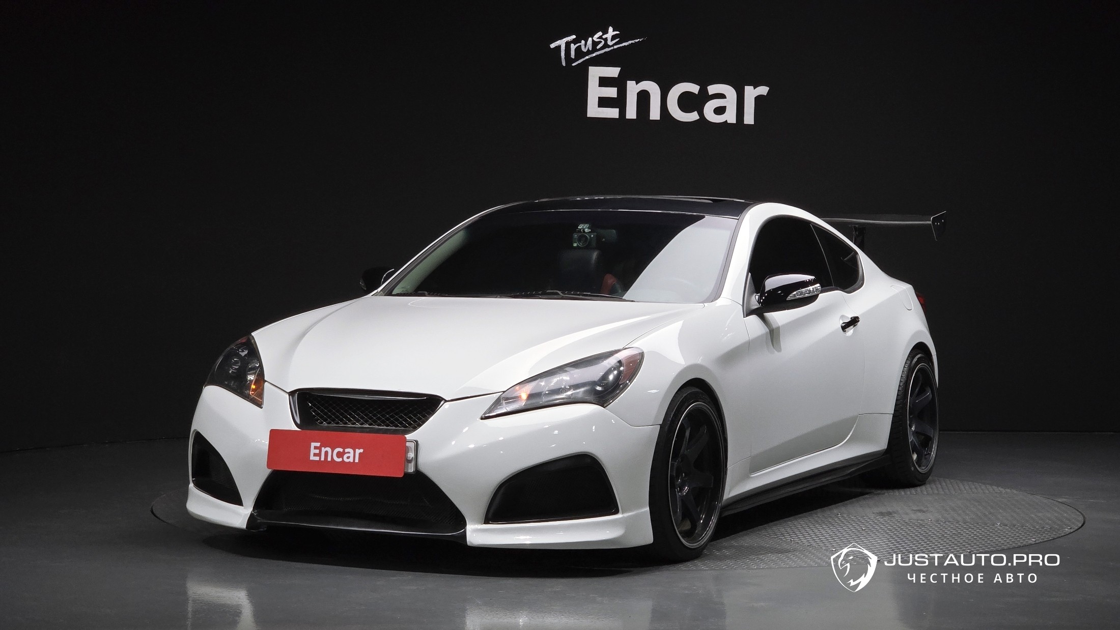 Автомобиль Hyundai Genesis