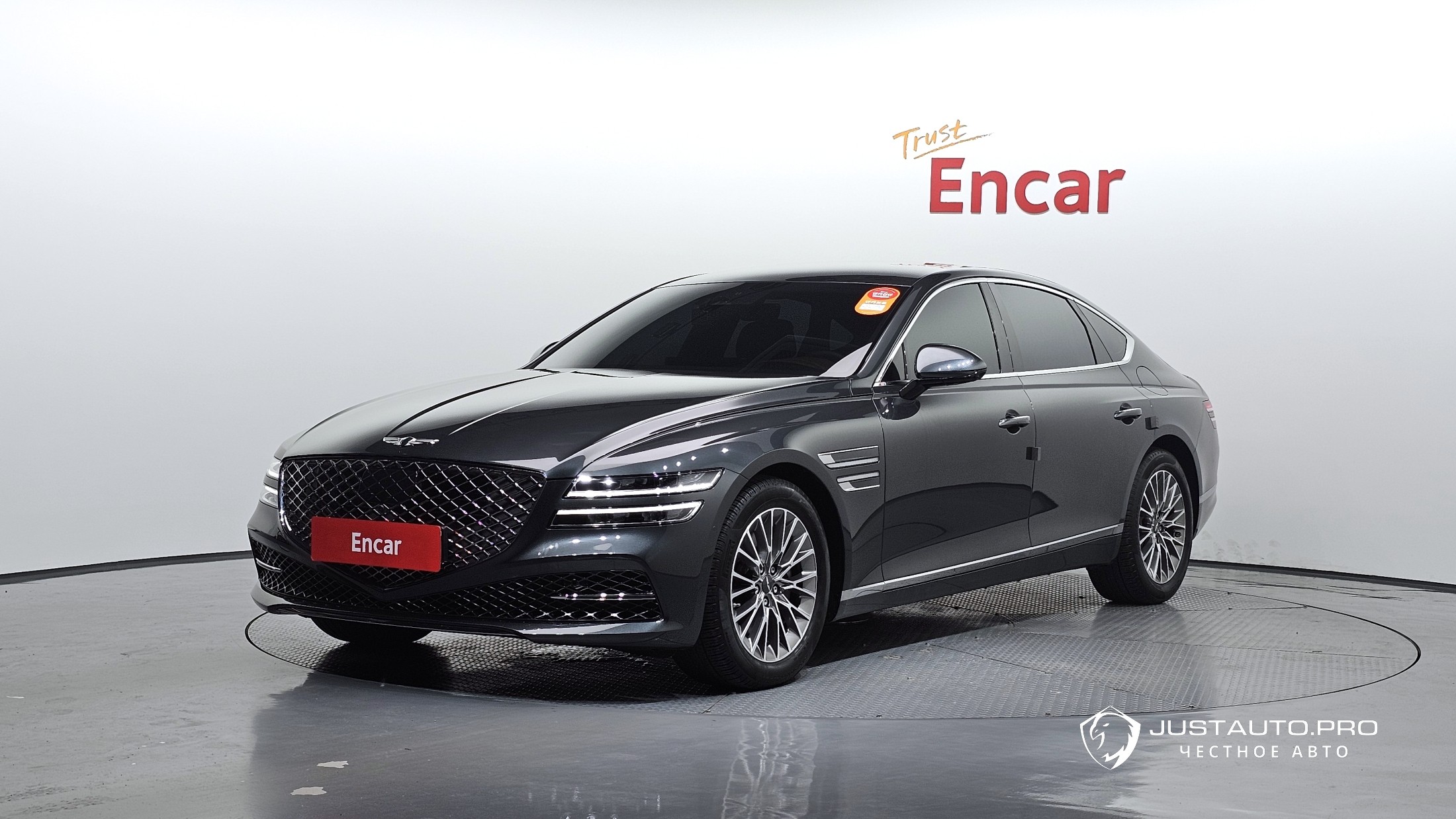 Автомобиль Genesis G80