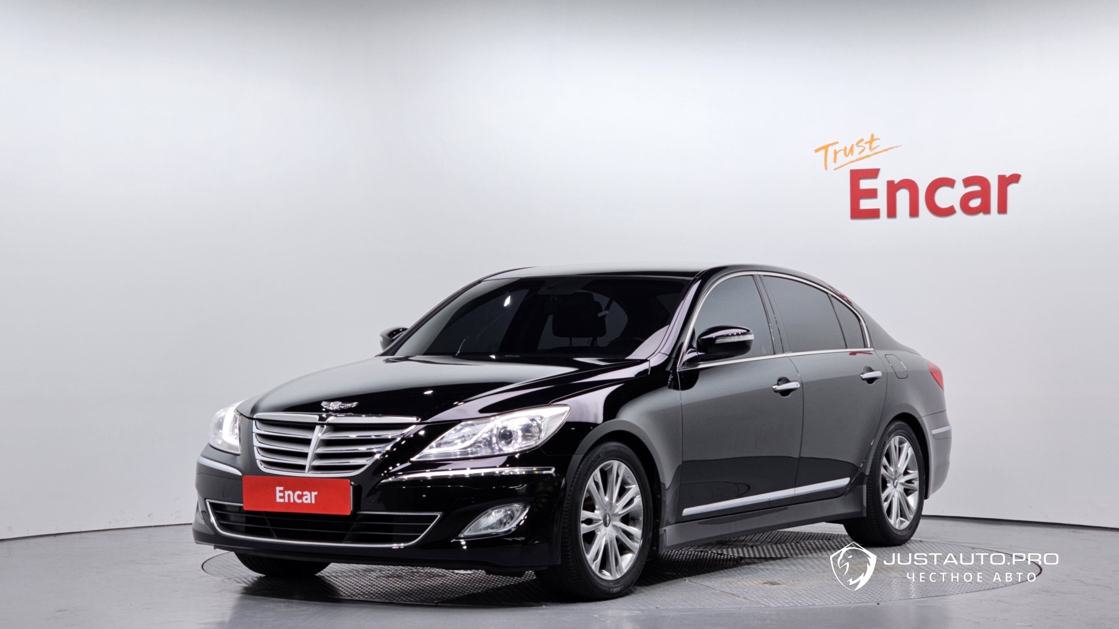 Автомобиль Hyundai Genesis
