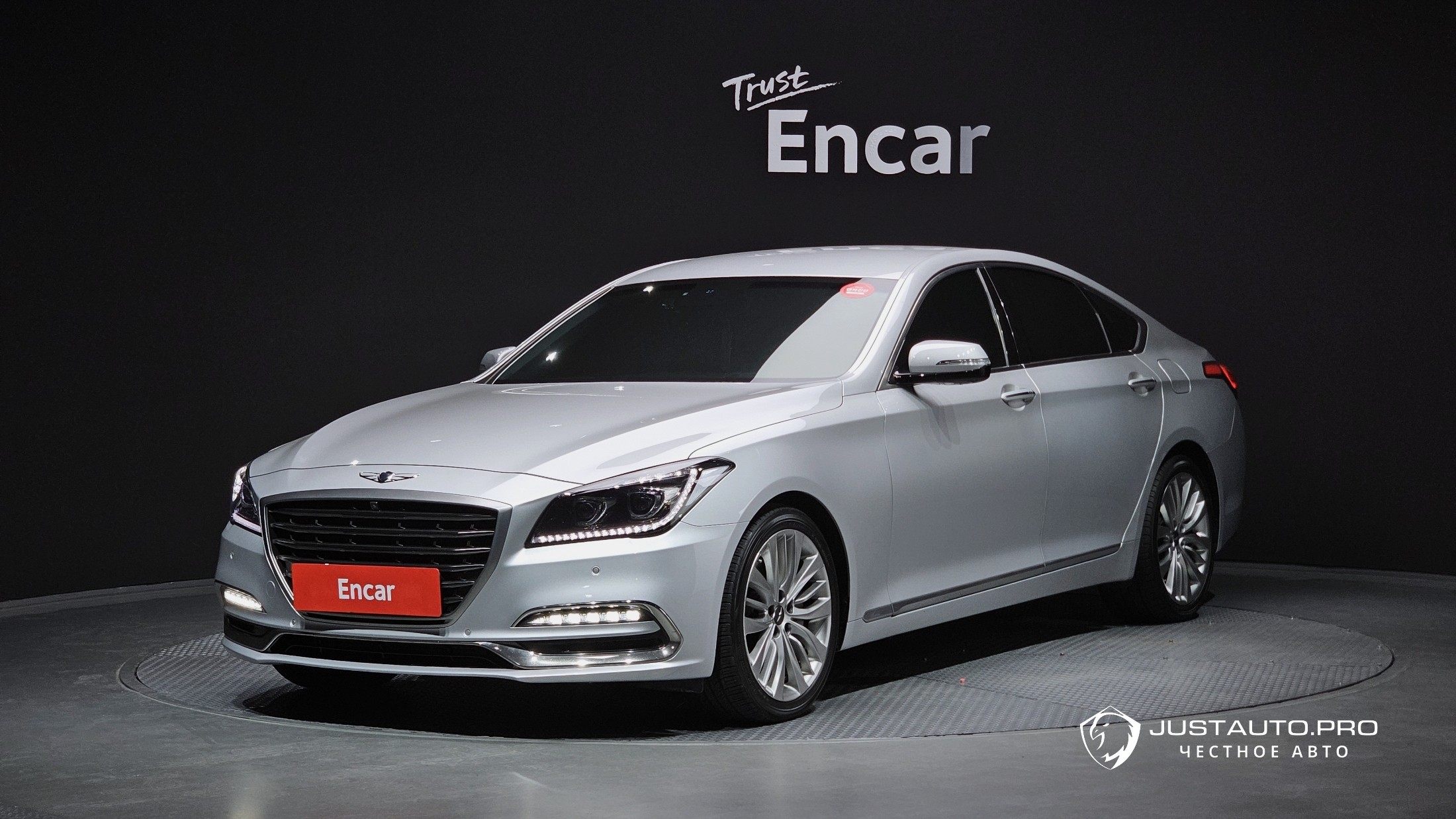 Автомобиль Genesis G80