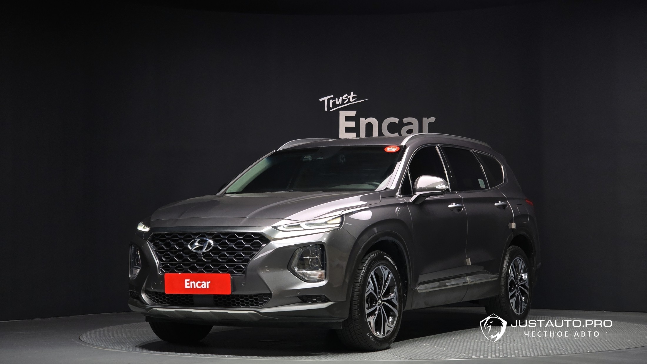 Автомобиль Hyundai Santafe