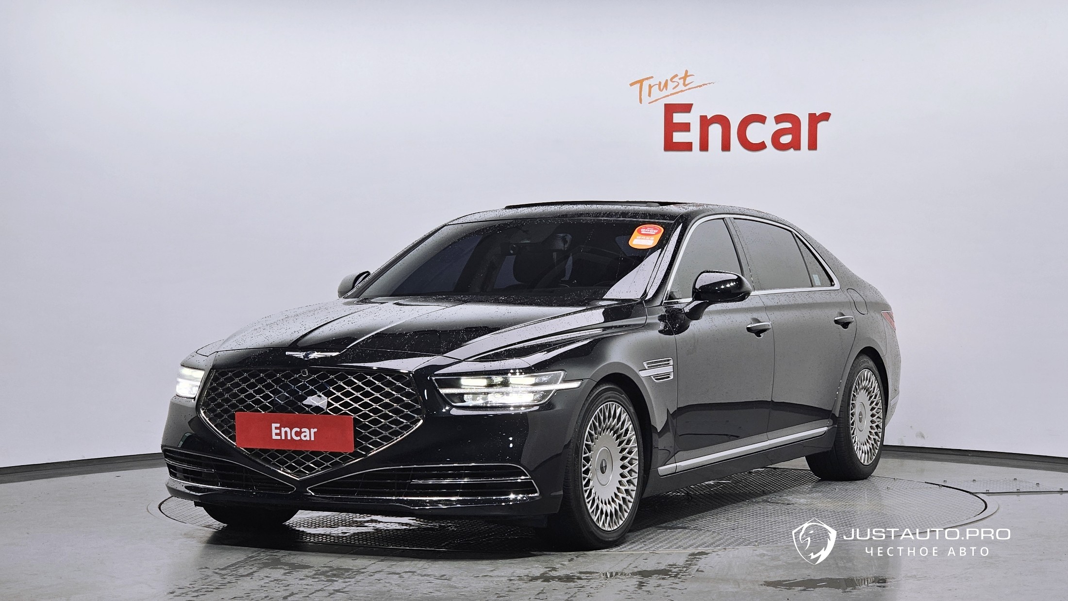 Автомобиль Genesis G90