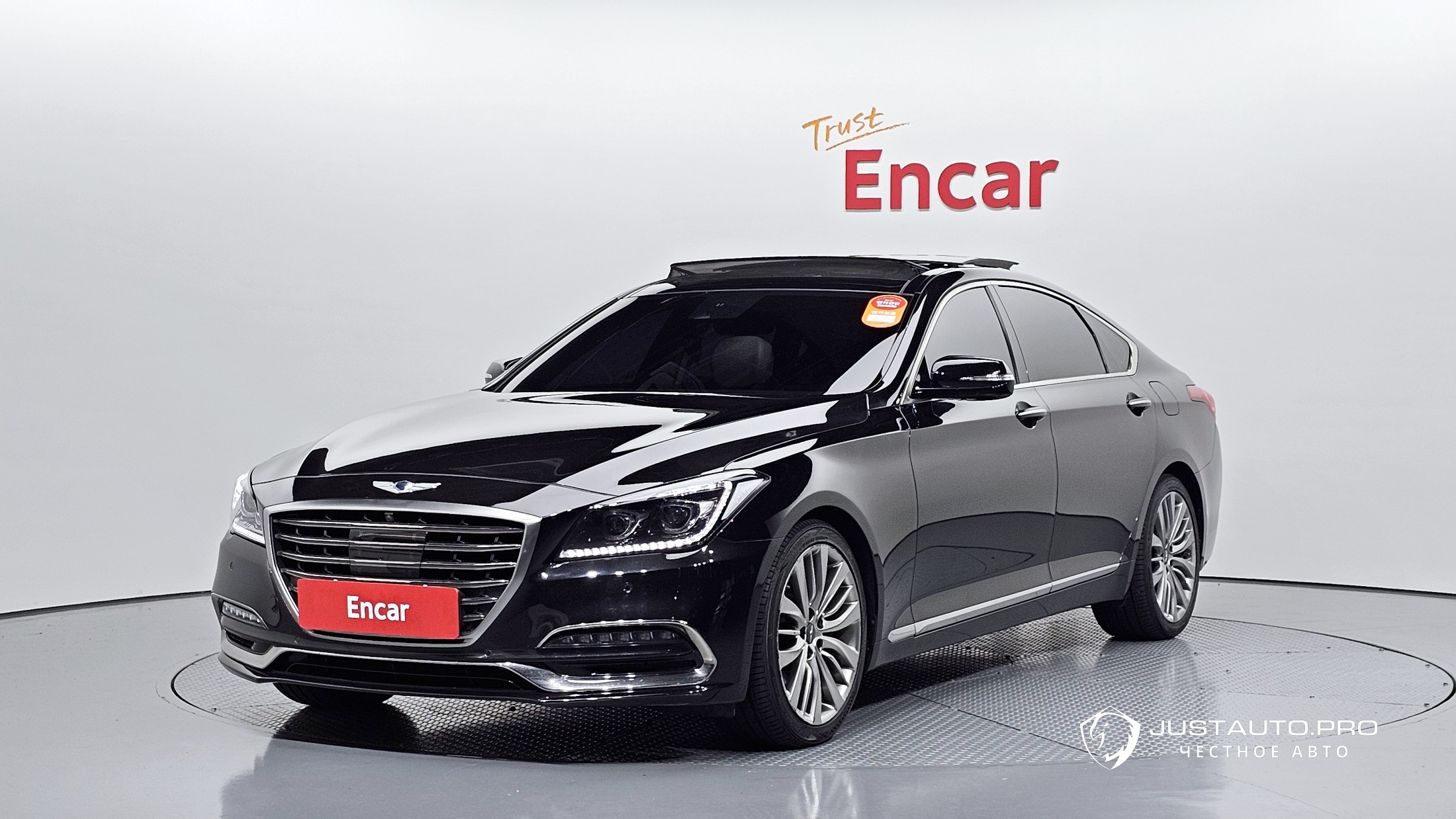 Автомобиль Genesis G80