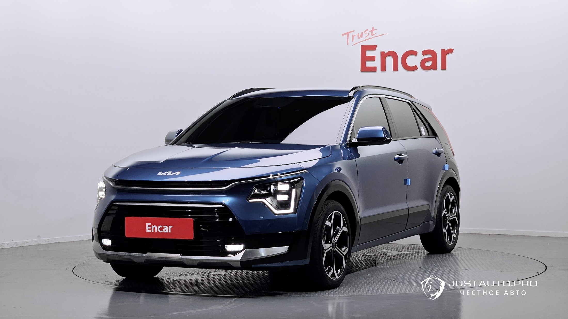 Автомобиль Kia Niro