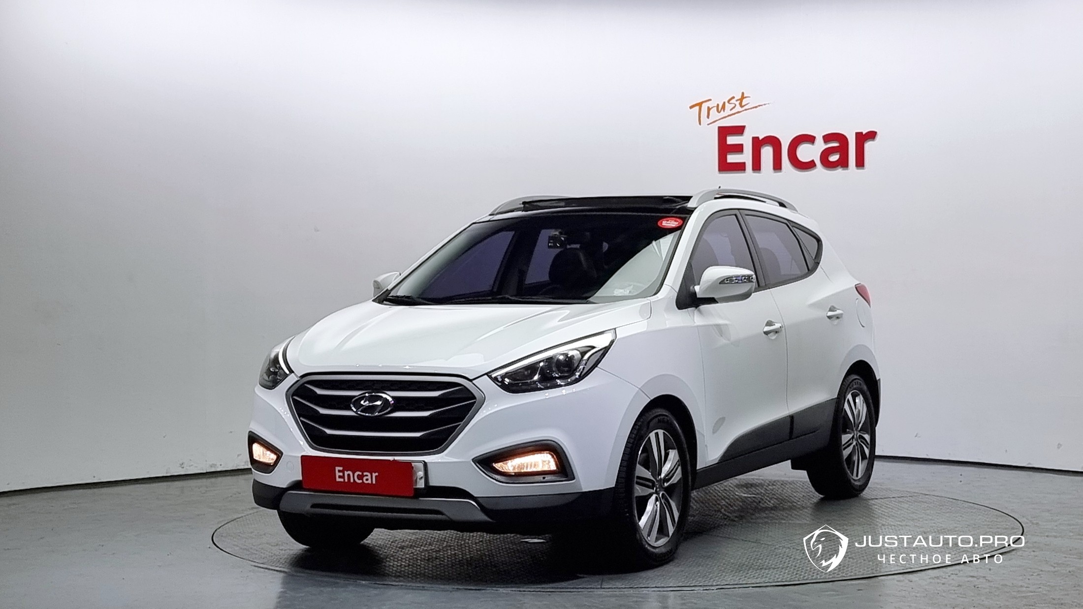 Автомобиль Hyundai Tucson