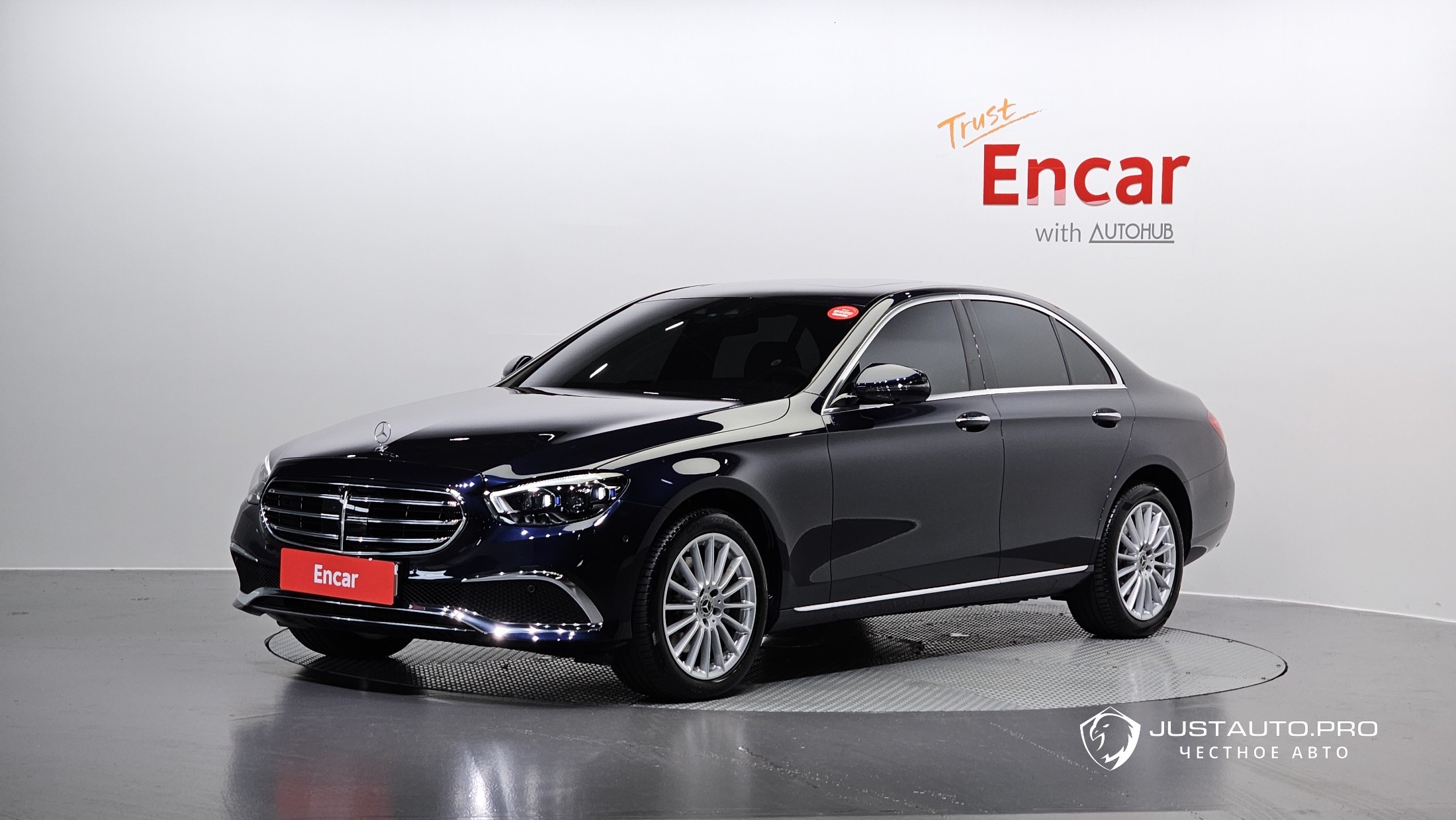 Автомобиль Mercedes-Benz E-Class