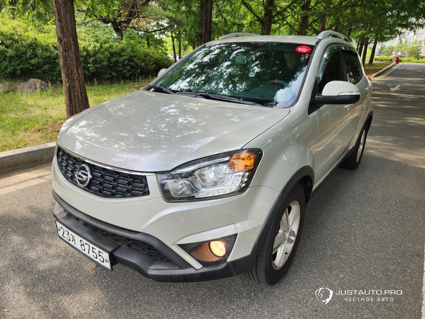 Автомобиль KG_Mobility_Ssangyong KORANDO