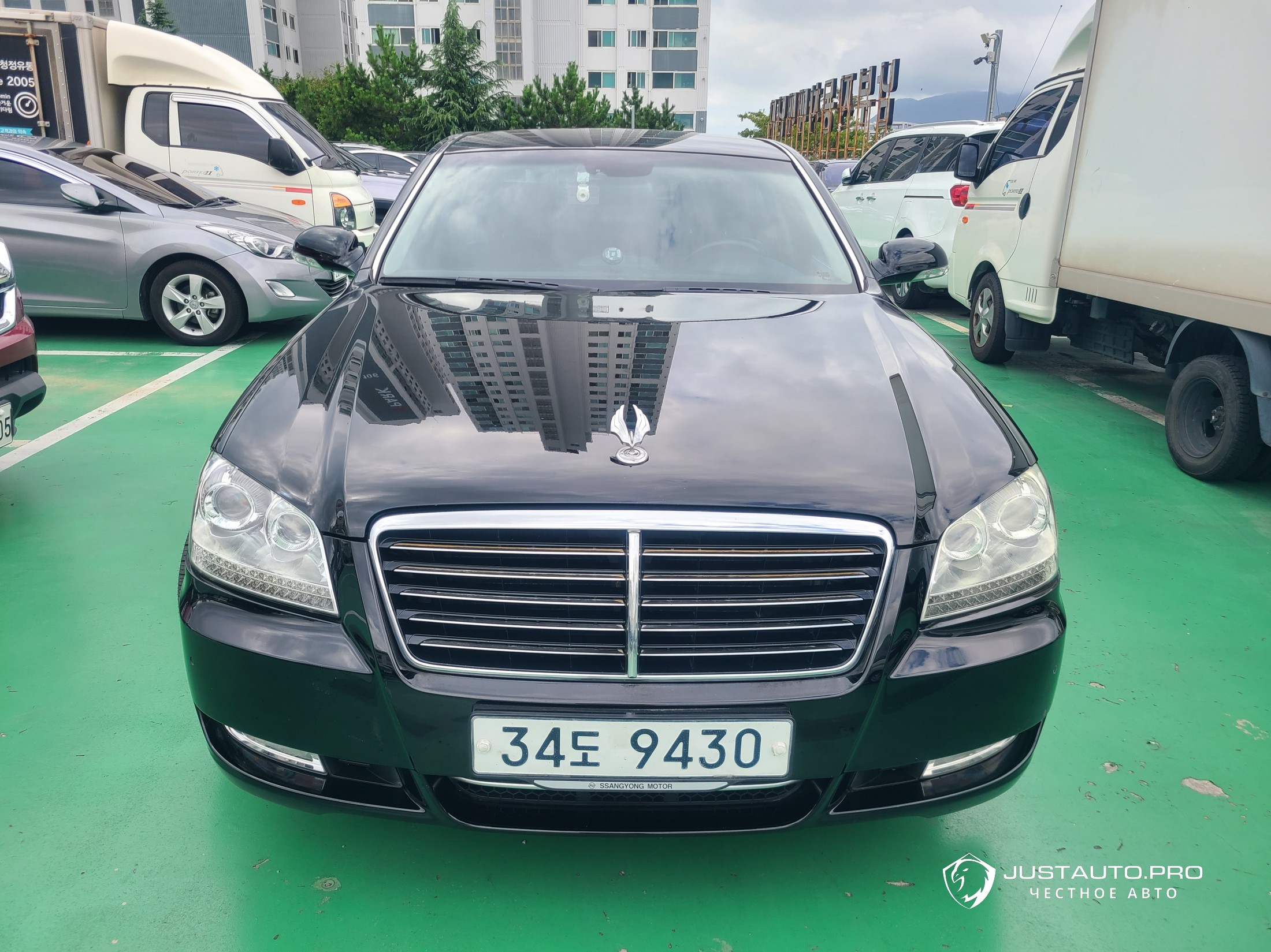 Автомобиль KG_Mobility_Ssangyong Chairman