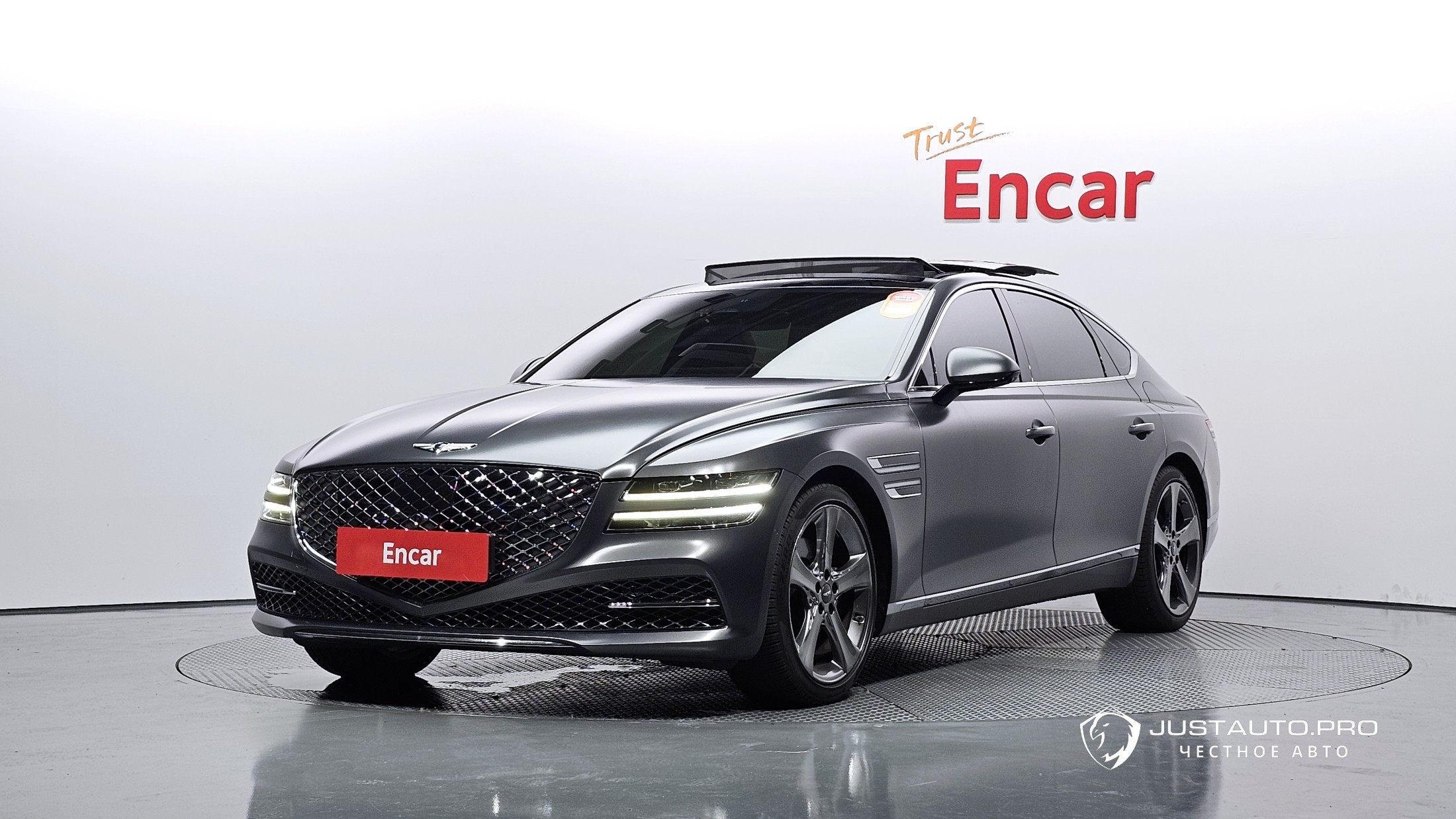 Автомобиль Genesis G80