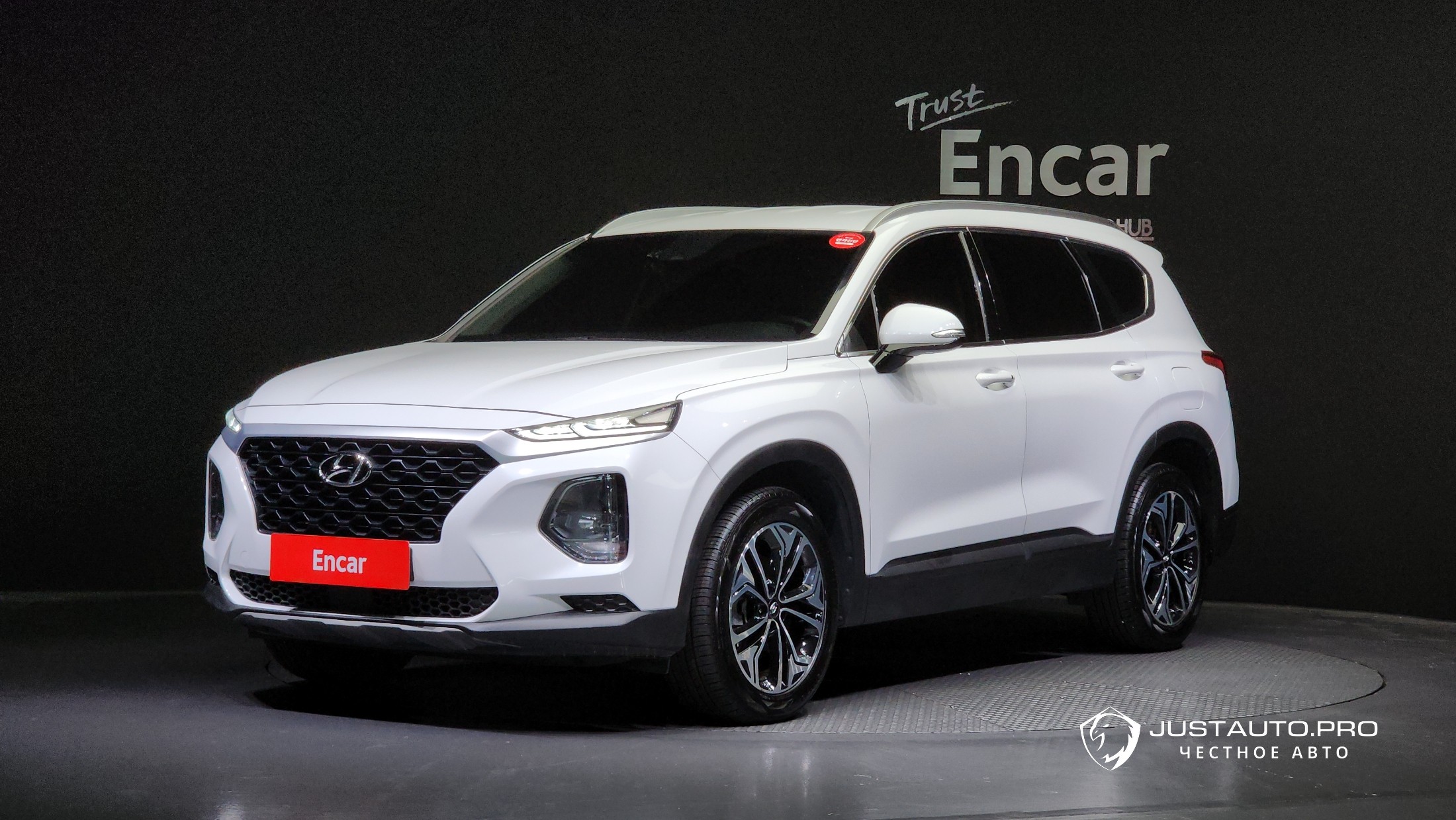 Автомобиль Hyundai Santafe