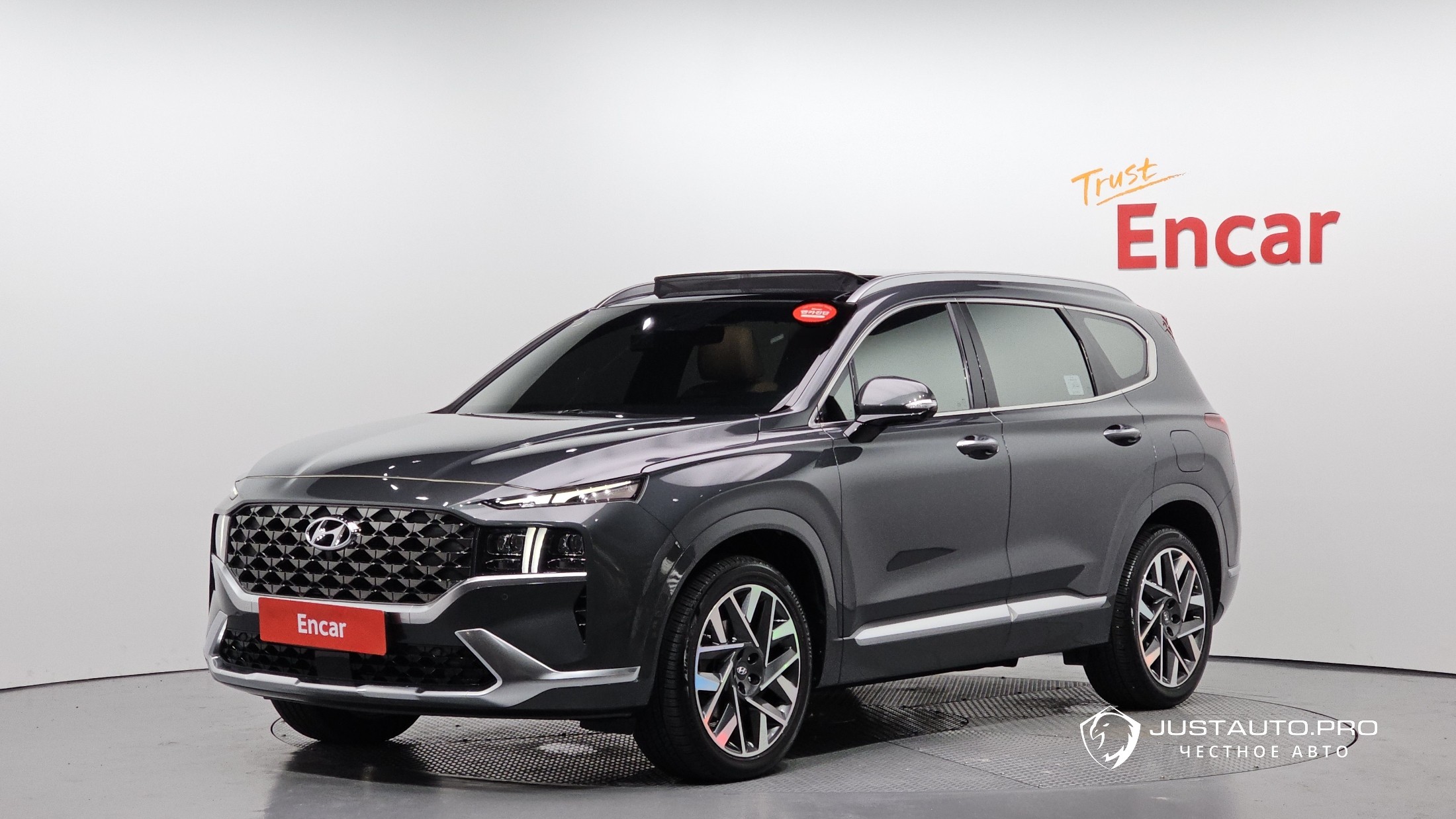 Автомобиль Hyundai Santafe