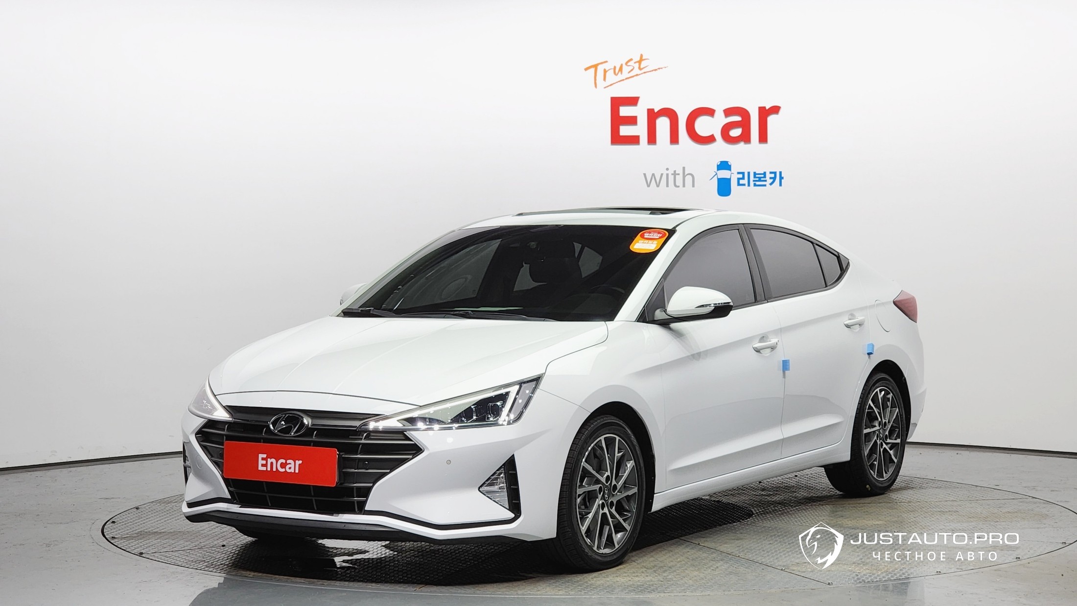 Автомобиль Hyundai AVANTE