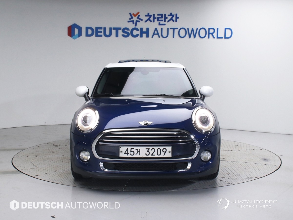 Автомобиль Mini Cooper