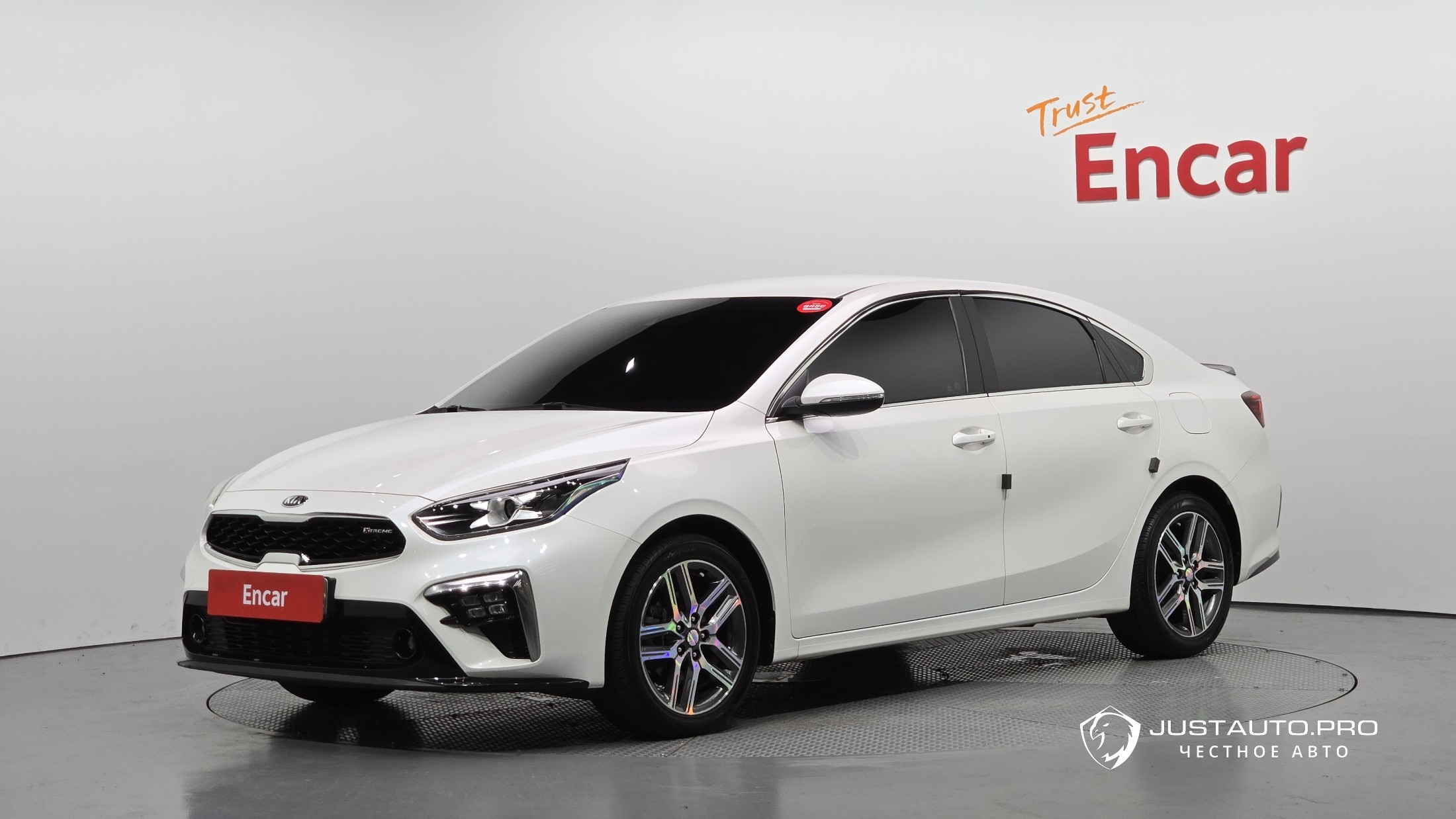 Автомобиль Kia K3