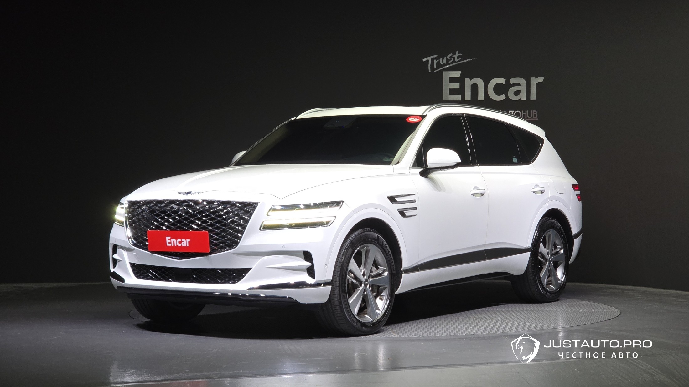 Автомобиль Genesis GV80