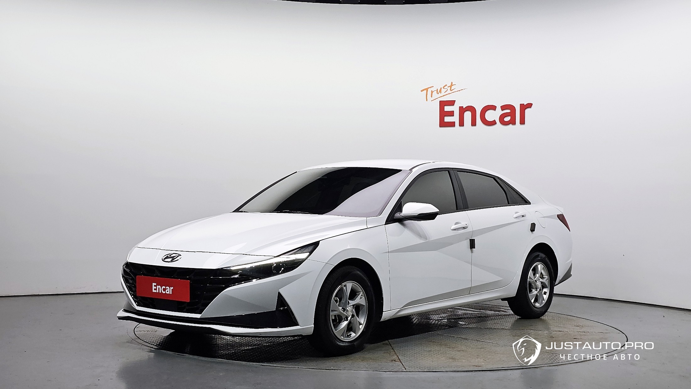 Автомобиль Hyundai AVANTE