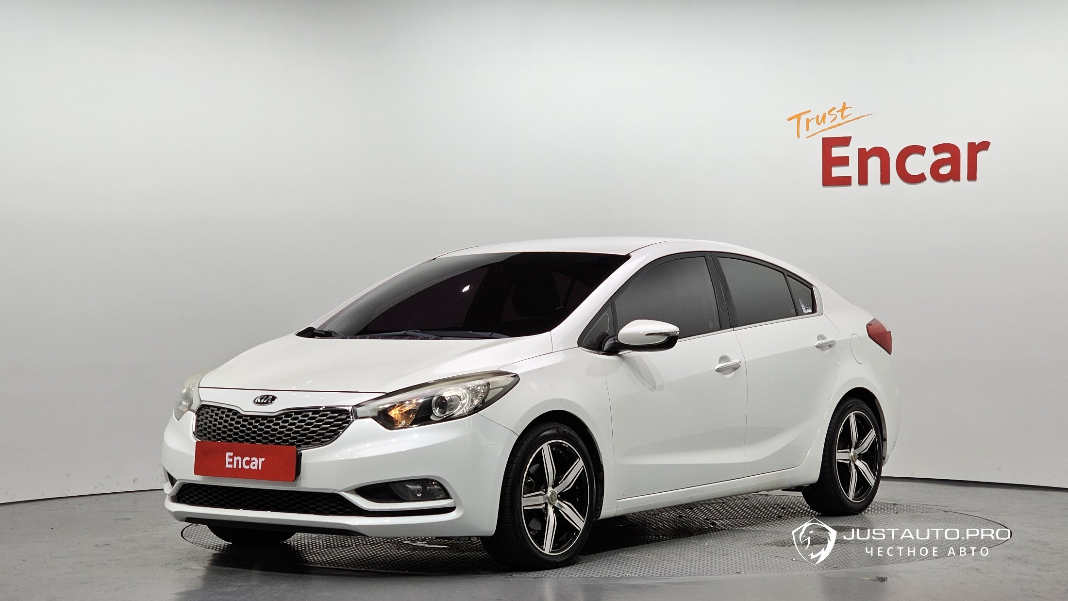 Автомобиль Kia K3