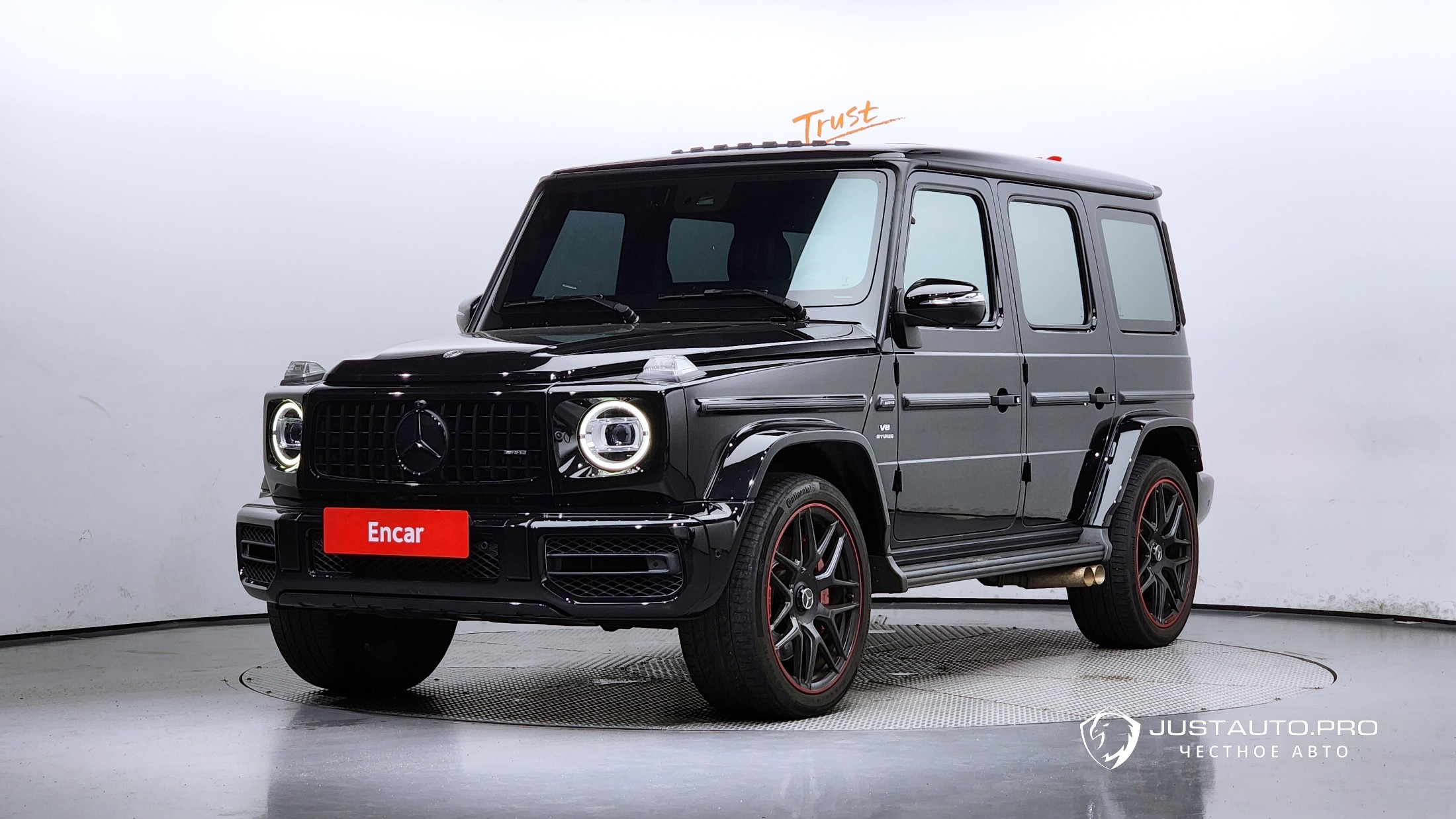 Автомобиль Mercedes-Benz G-Class