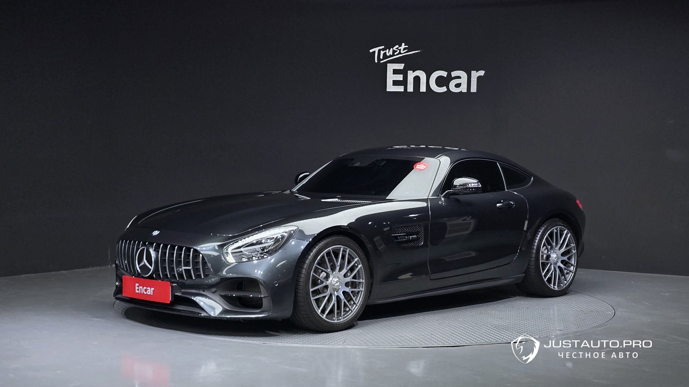 Автомобиль Mercedes-Benz AMG GT
