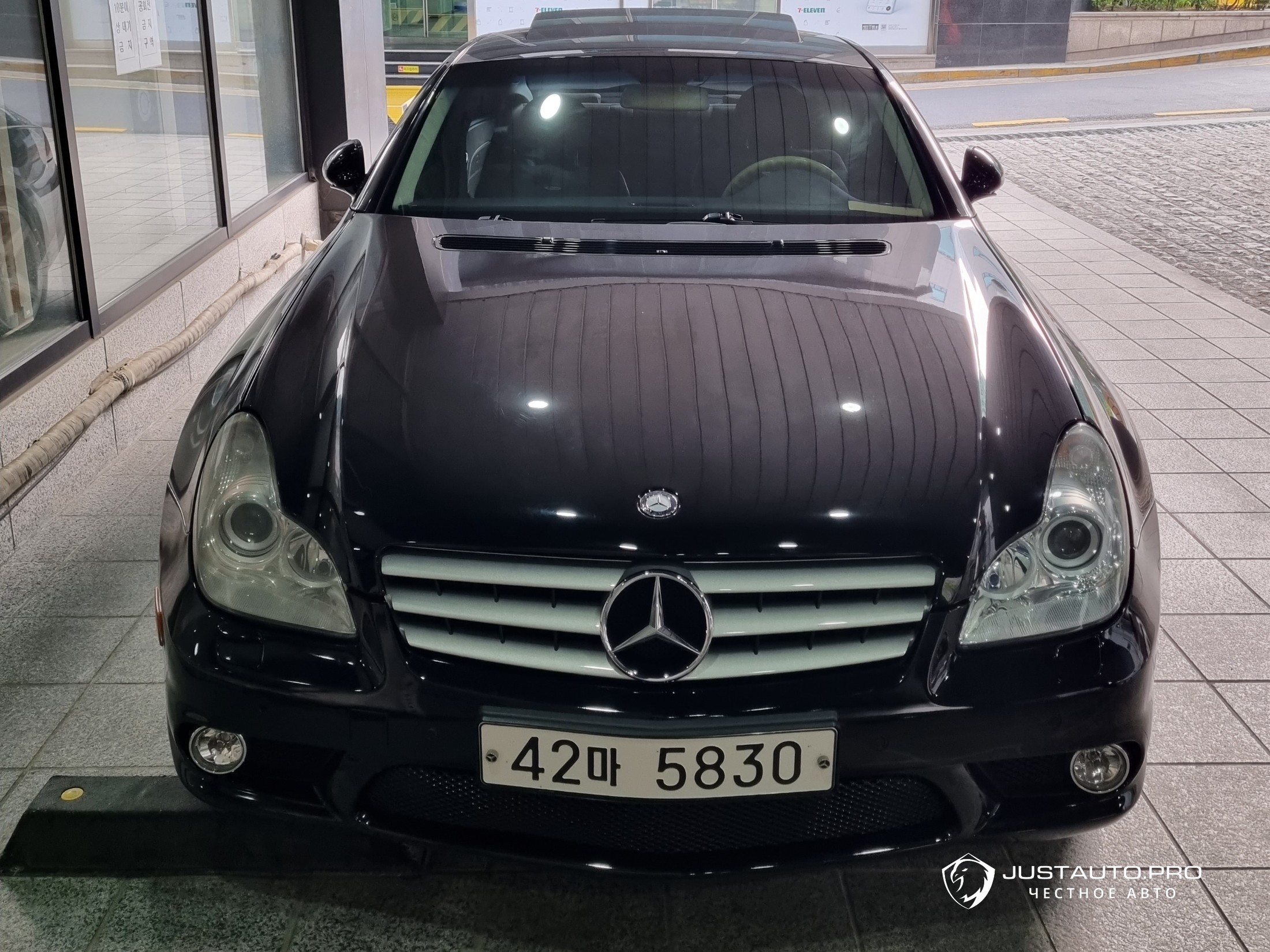 Автомобиль Mercedes-Benz CLS-Class