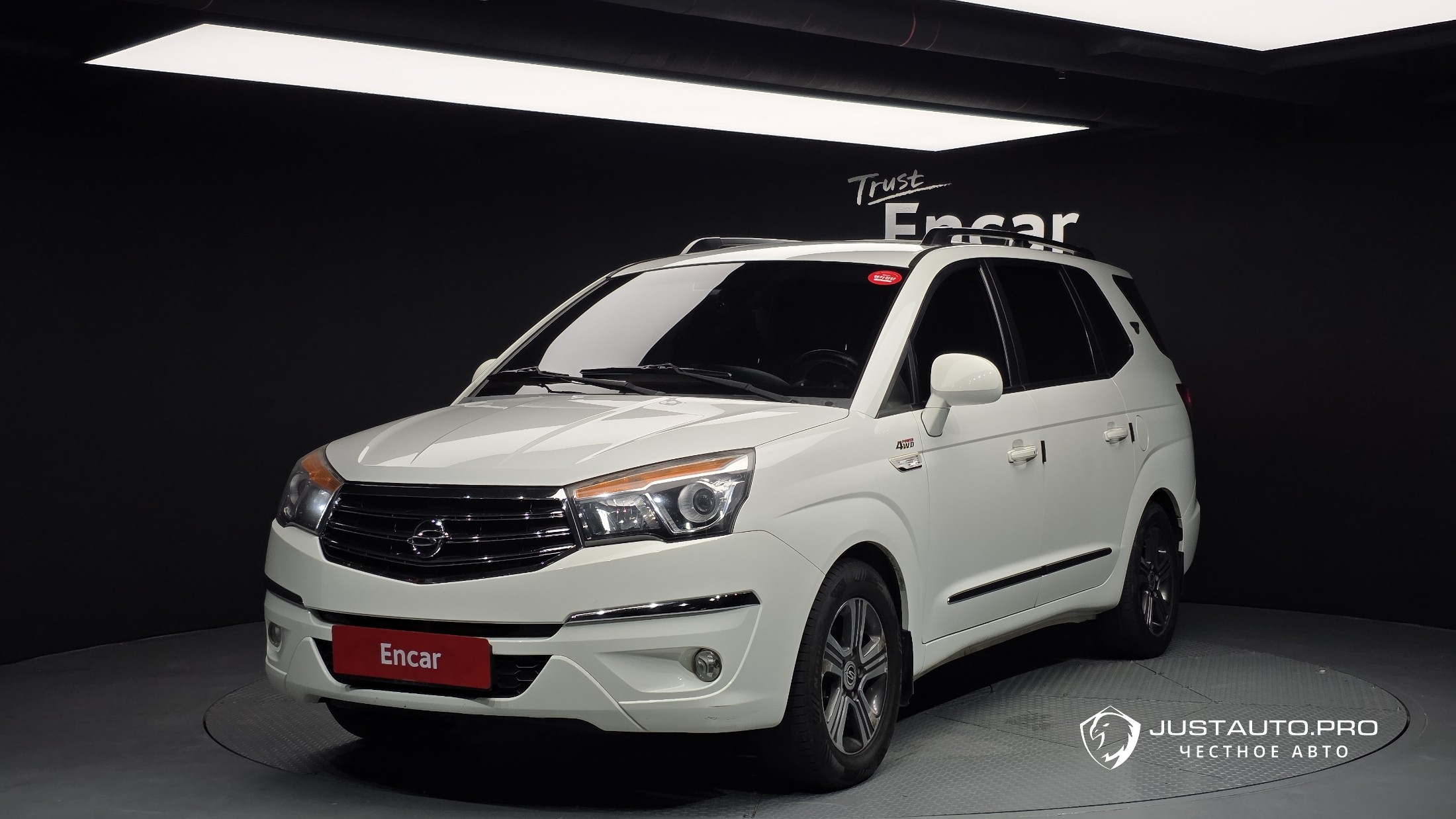 Автомобиль KG_Mobility_Ssangyong KORANDO