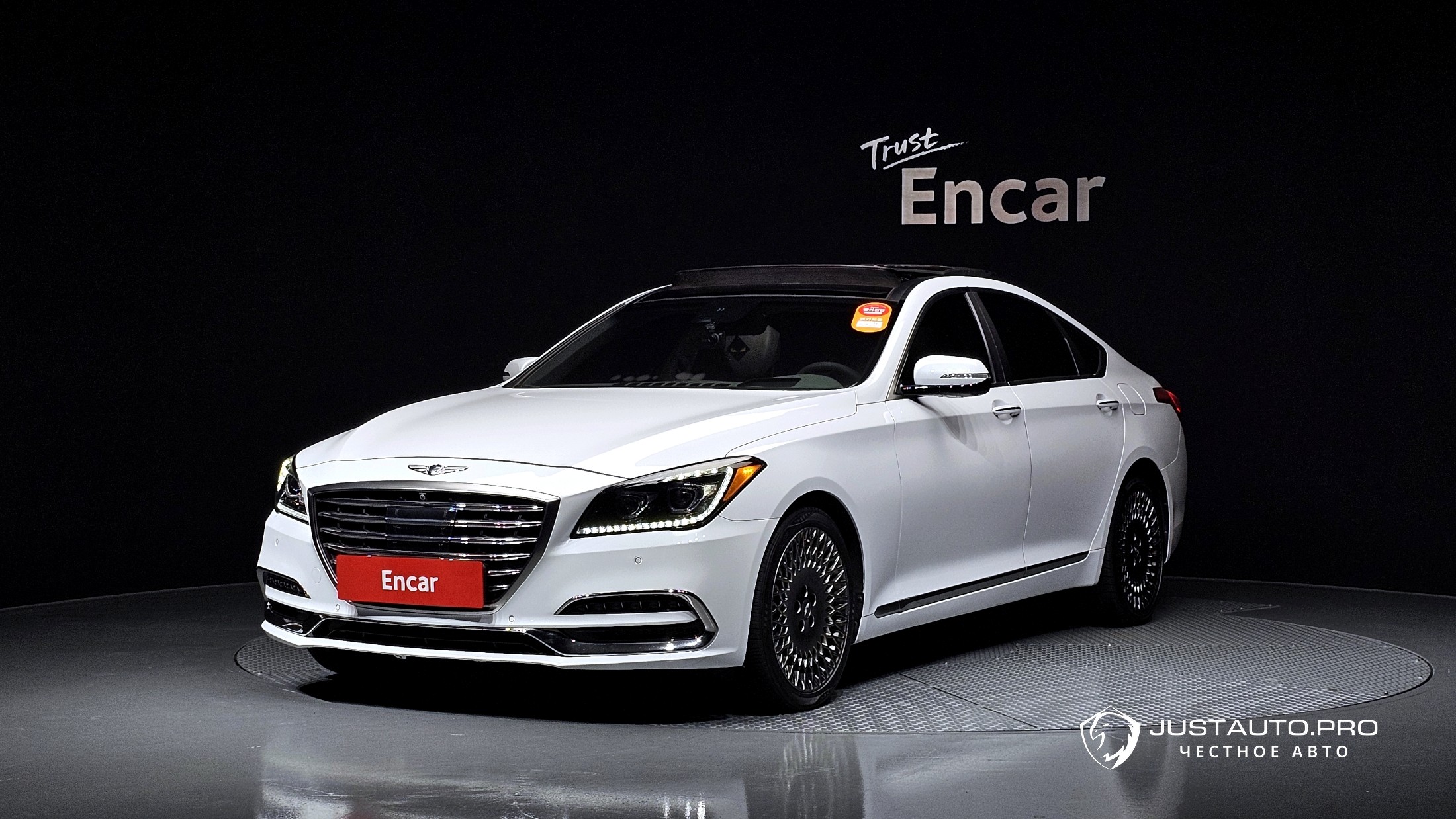 Автомобиль Genesis G80
