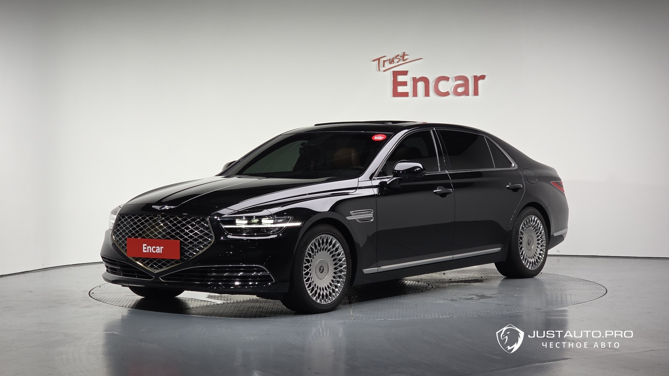 Автомобиль Genesis G90