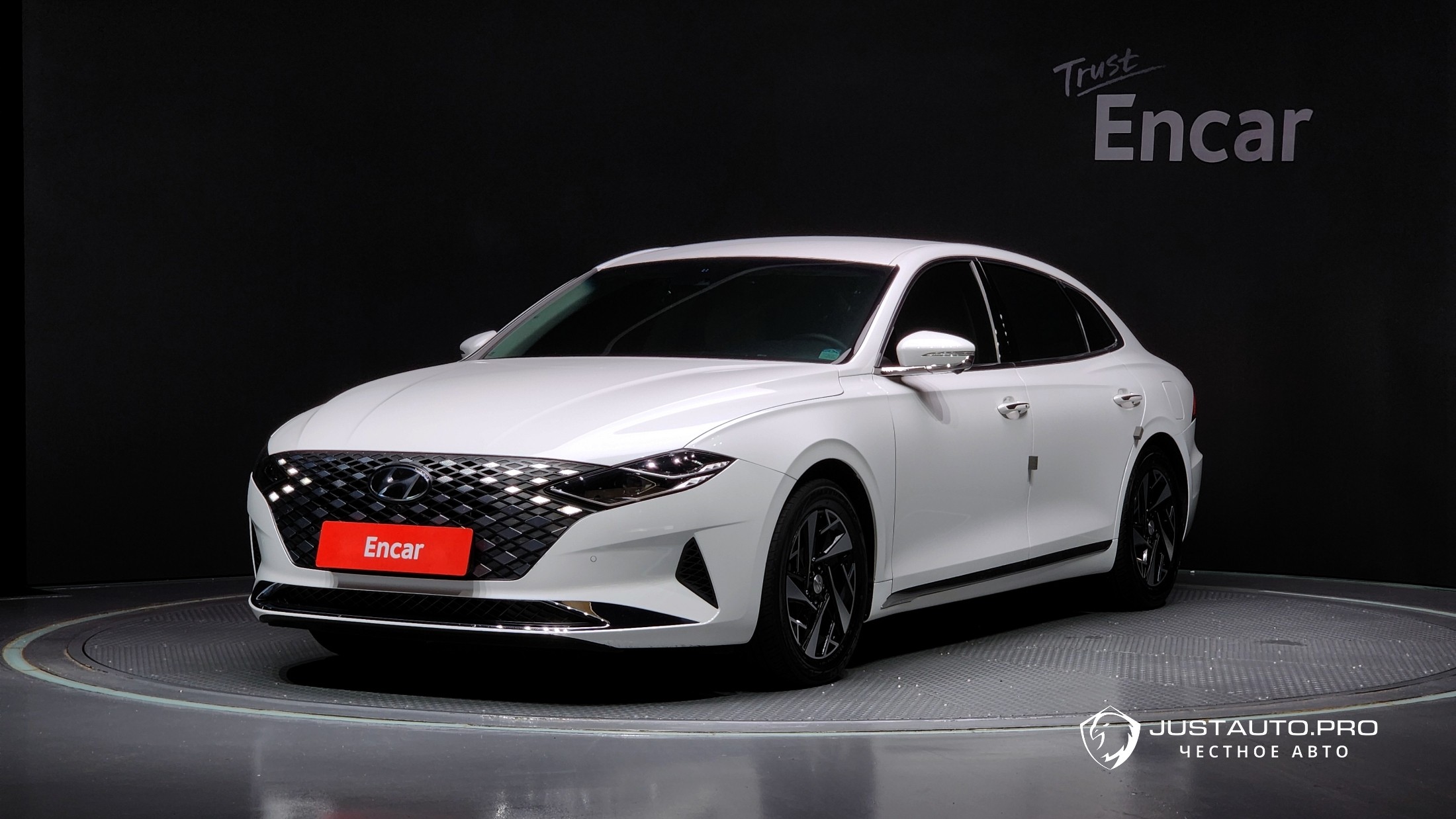 Автомобиль Hyundai Grandeur