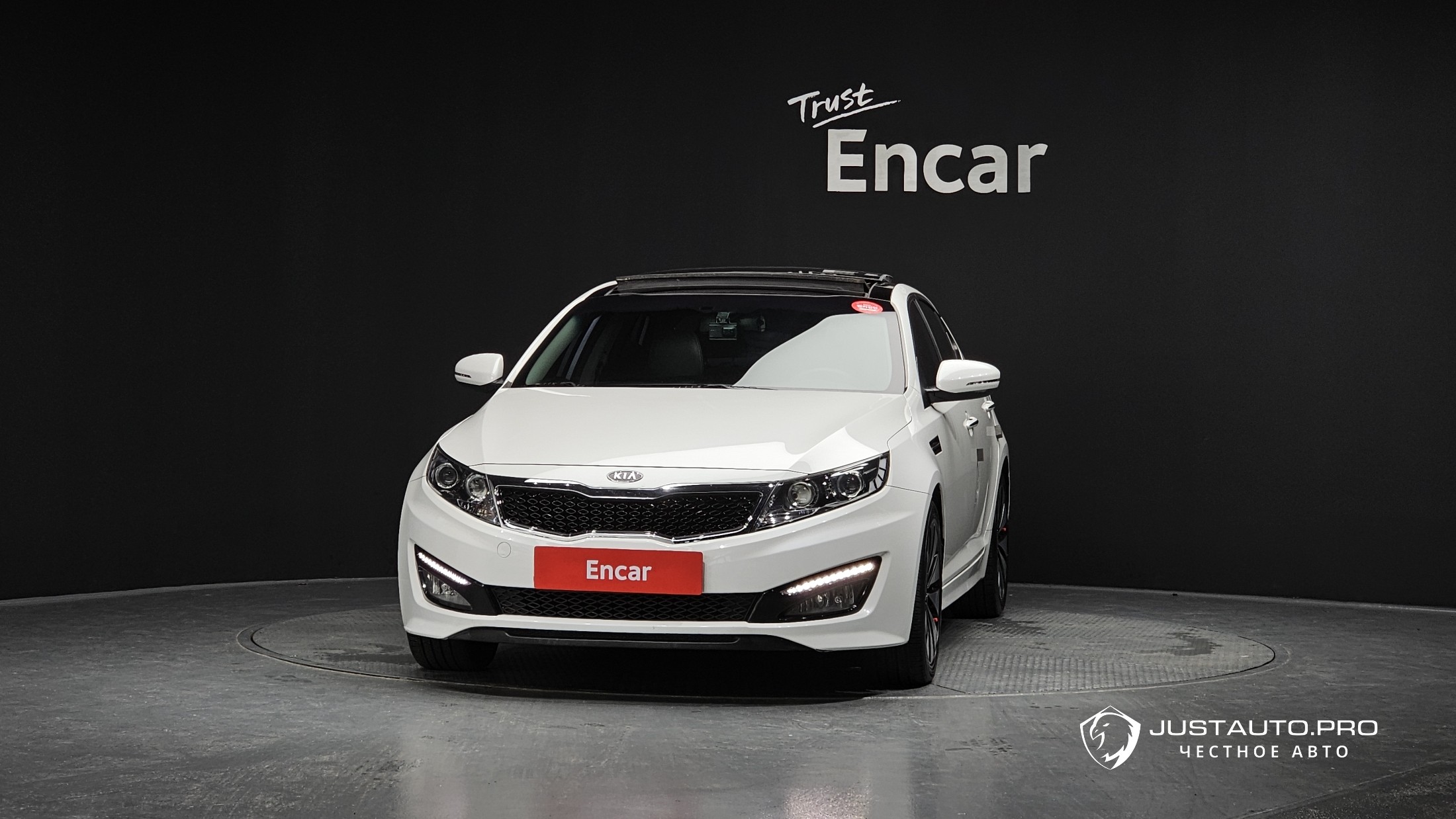 Автомобиль Kia K5
