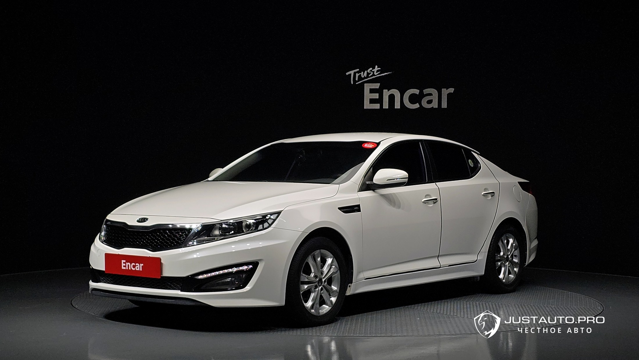 Автомобиль Kia K5