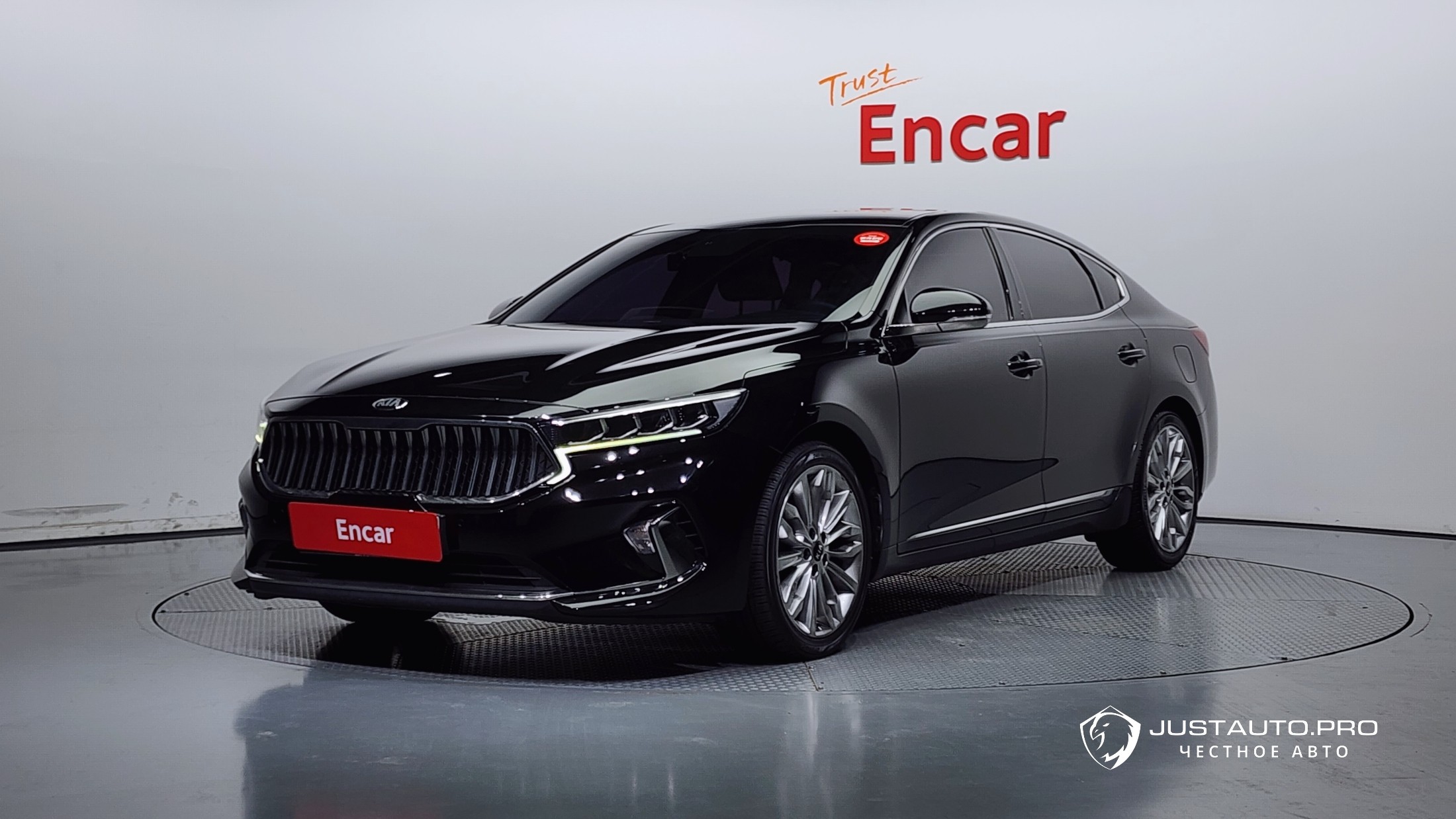 Автомобиль Kia K7