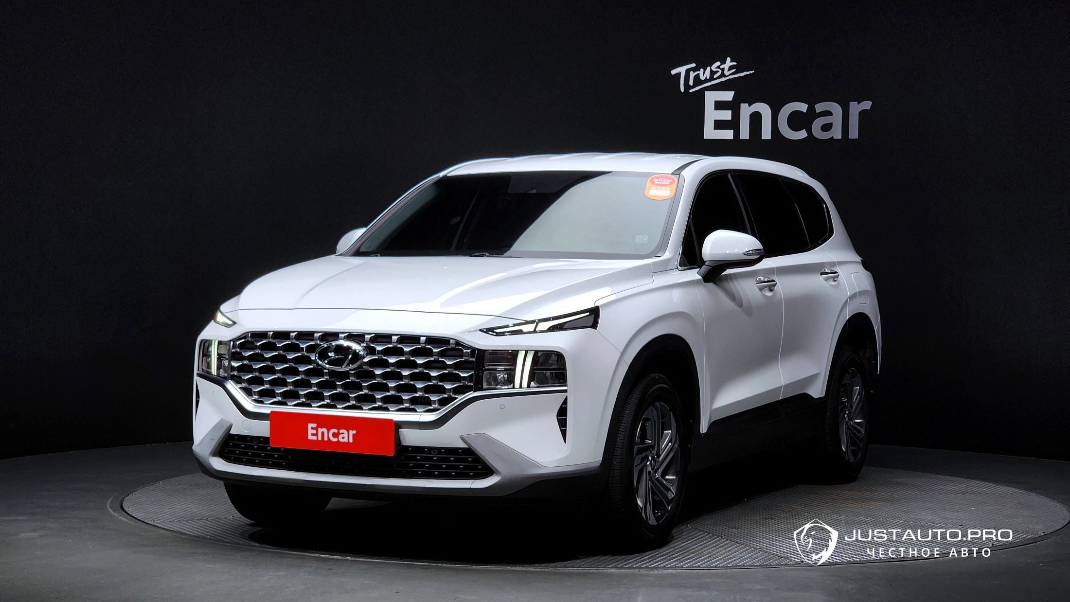 Автомобиль Hyundai Santafe