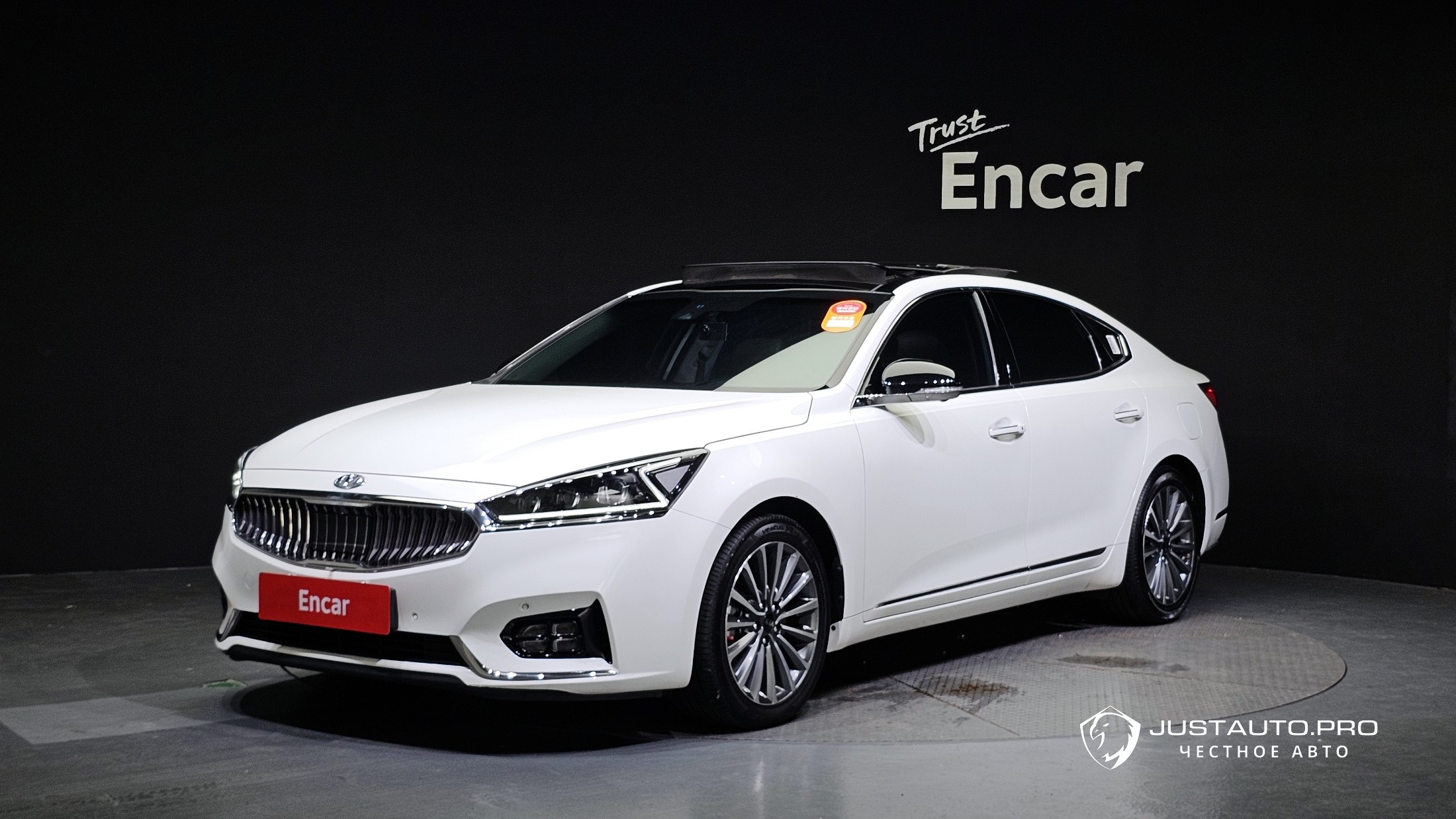 Автомобиль Kia K7