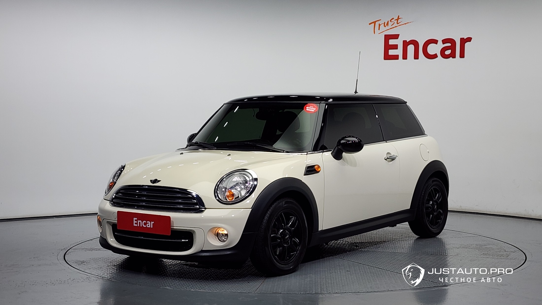 Автомобиль Mini Cooper
