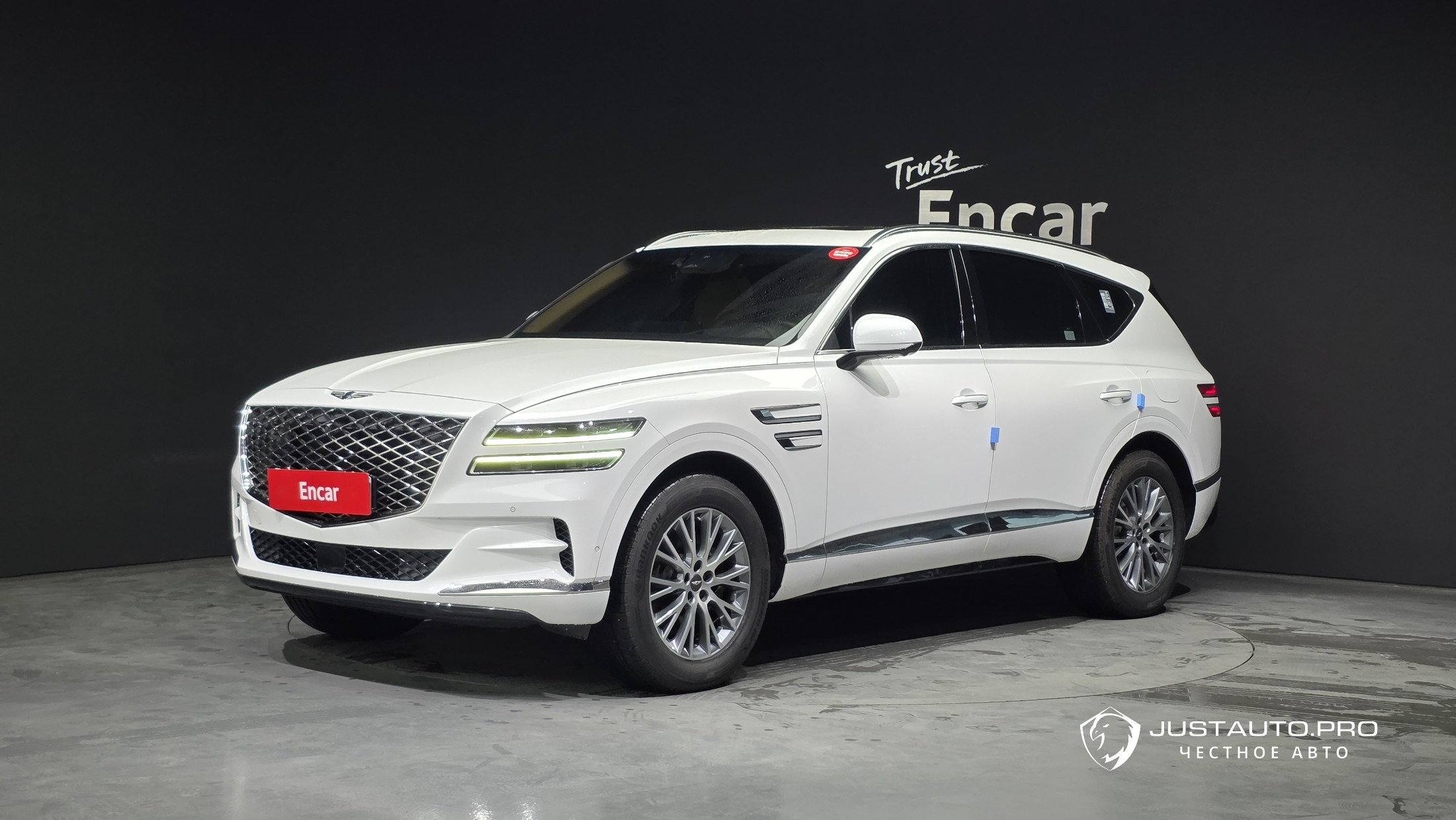 Автомобиль Genesis GV80