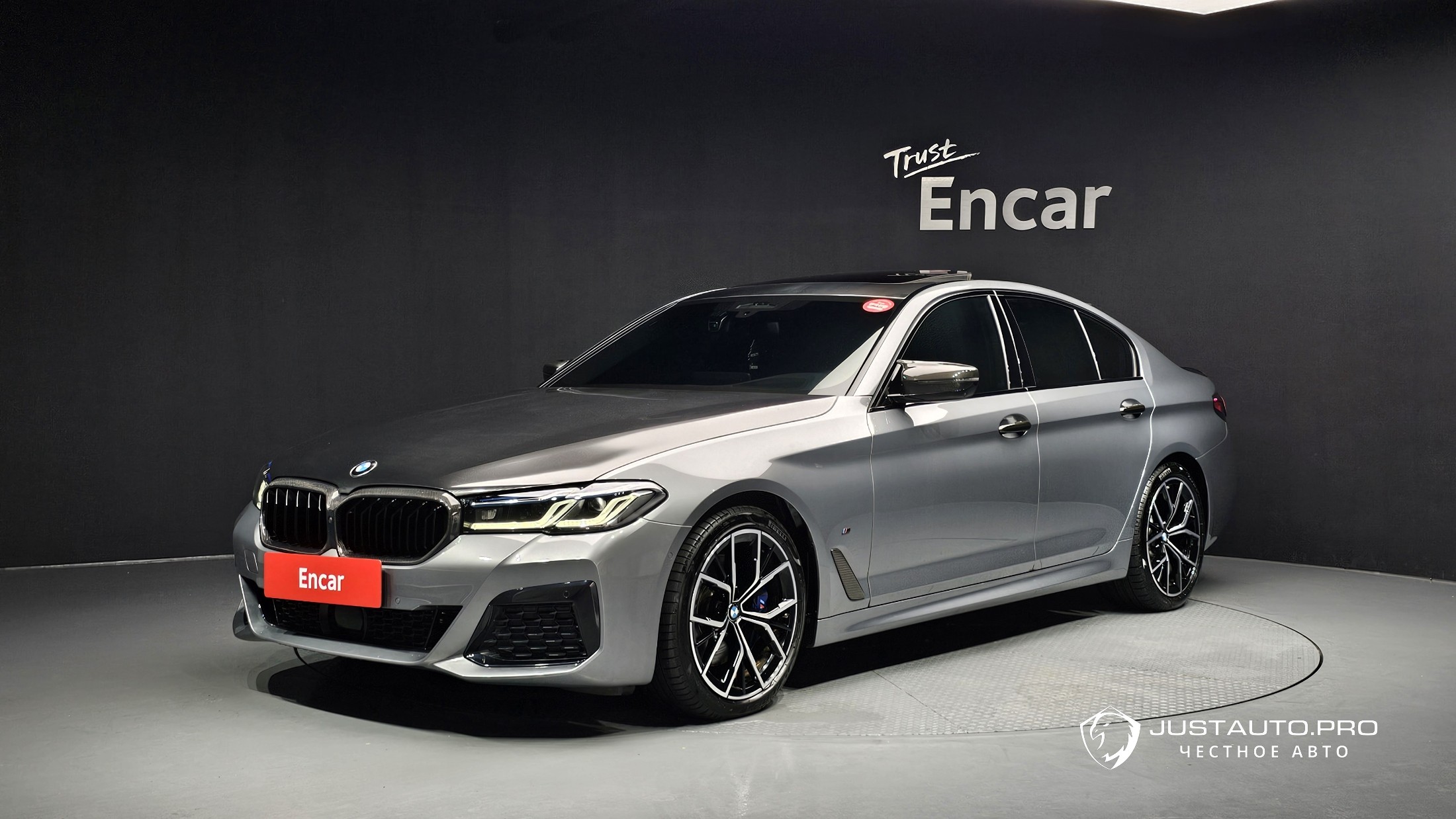 Автомобиль BMW 5-Series