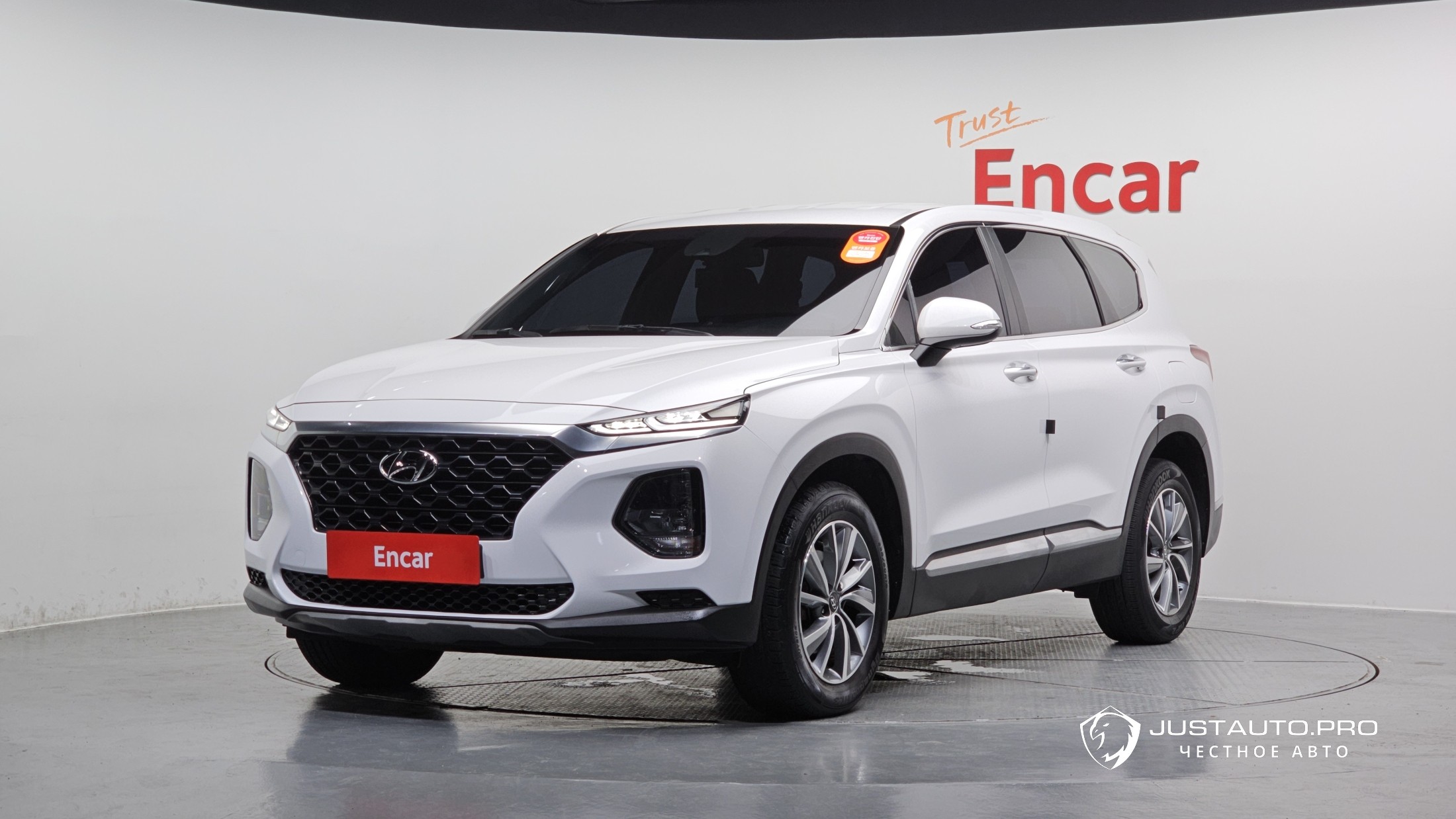 Автомобиль Hyundai Santafe