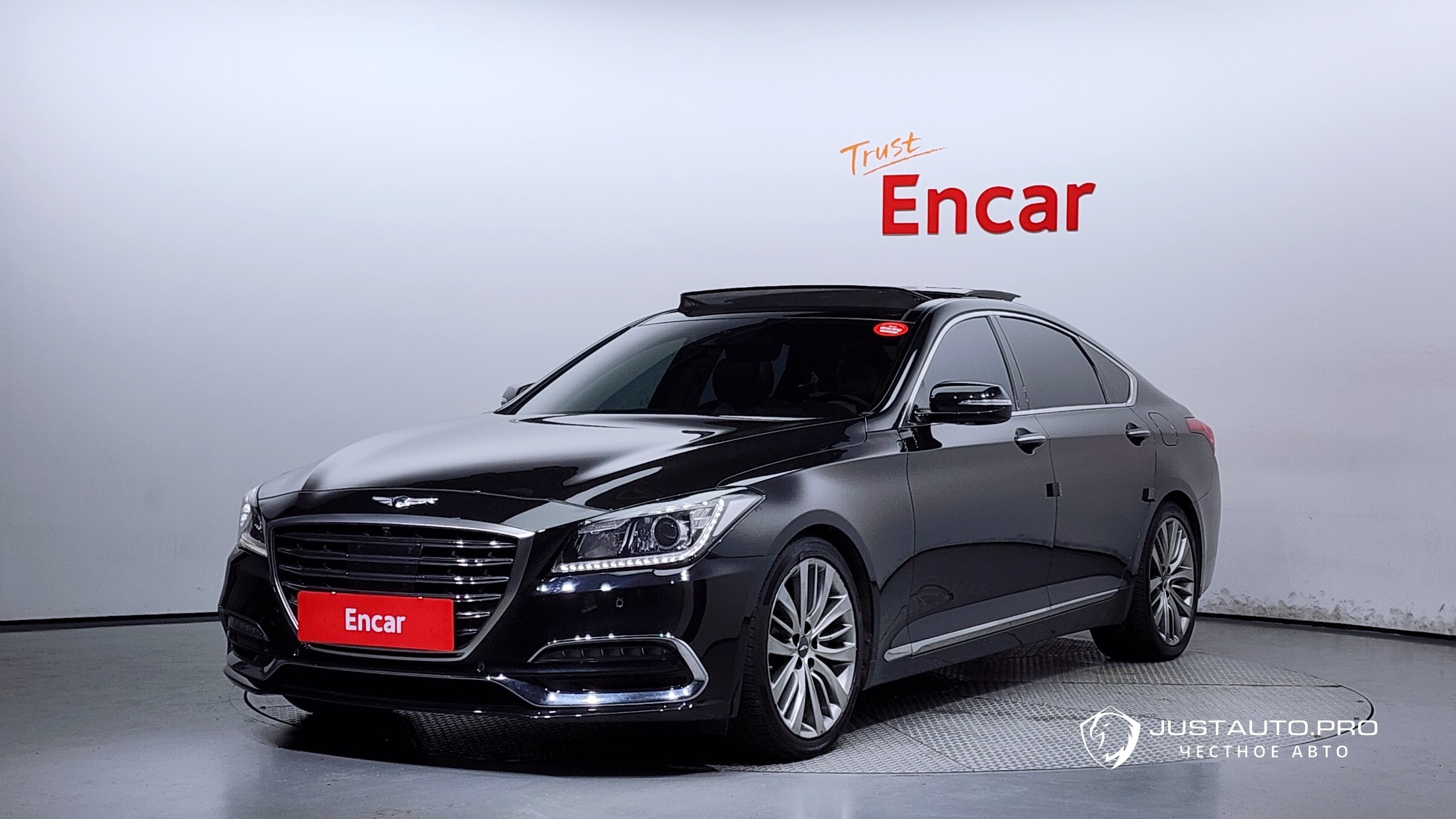 Автомобиль Genesis G80