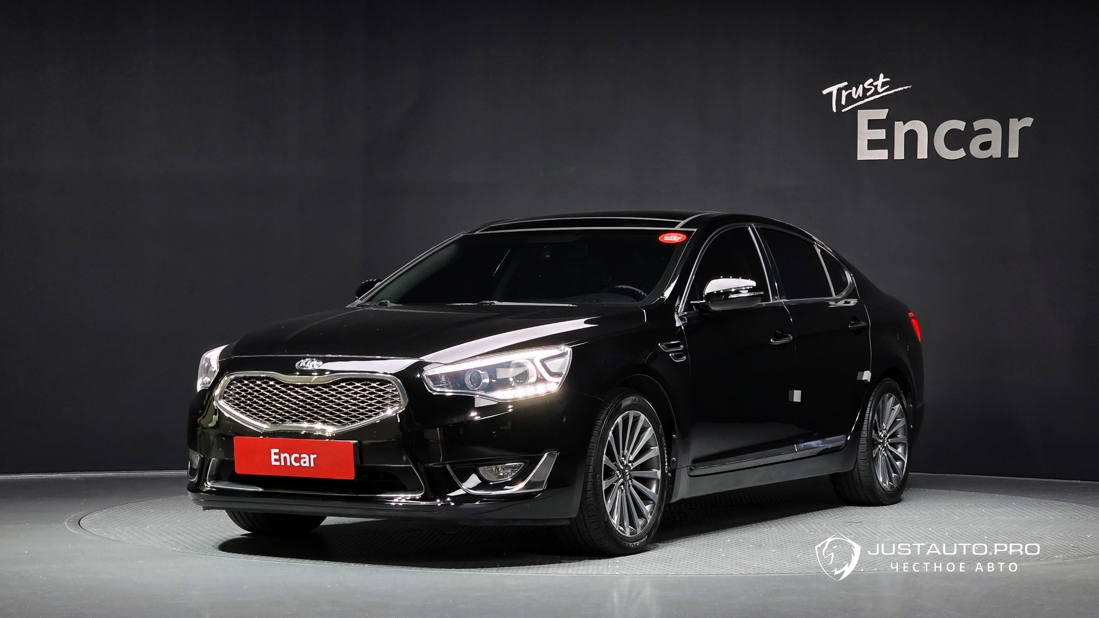 Автомобиль Kia K7
