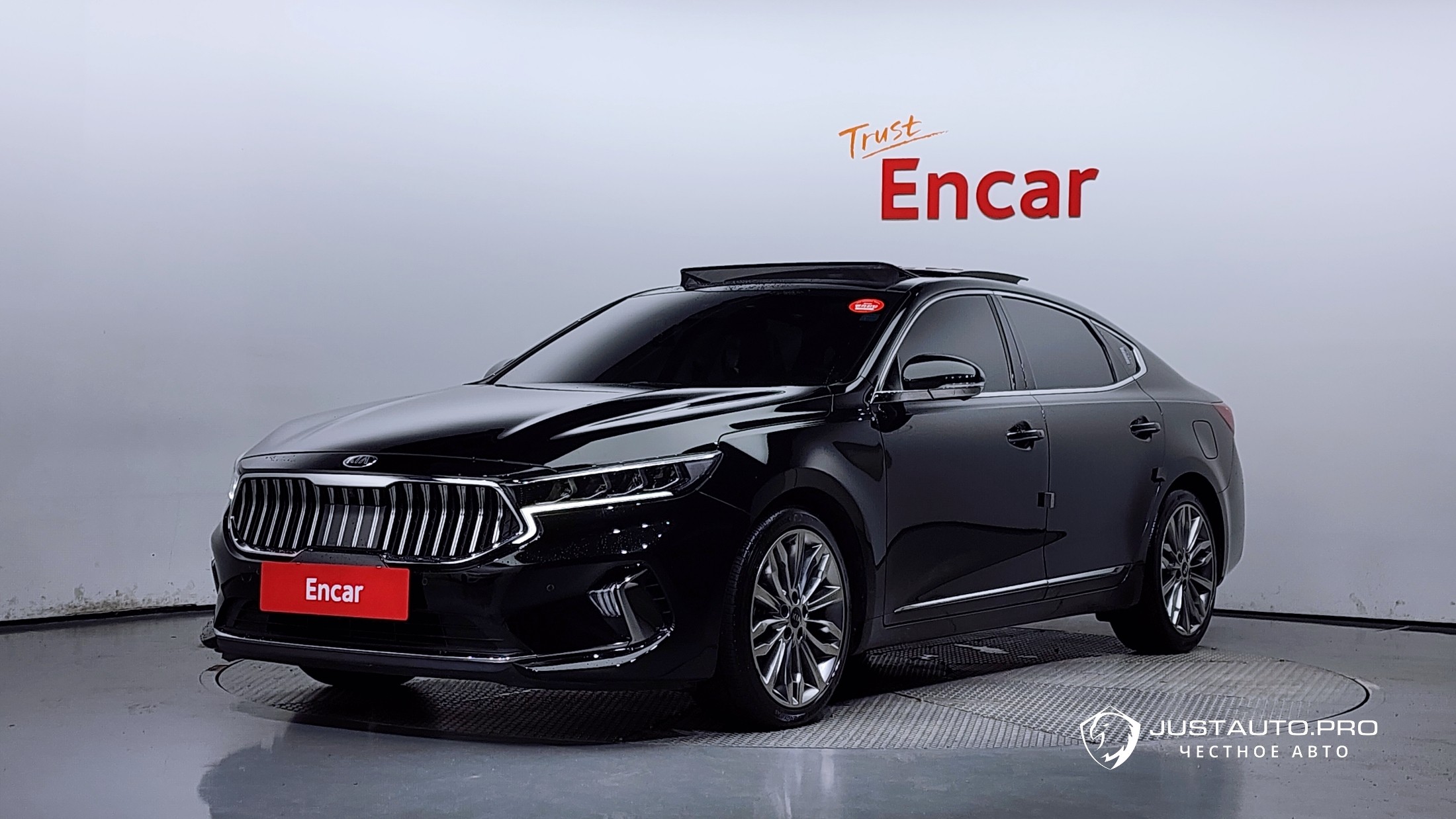 Автомобиль Kia K7